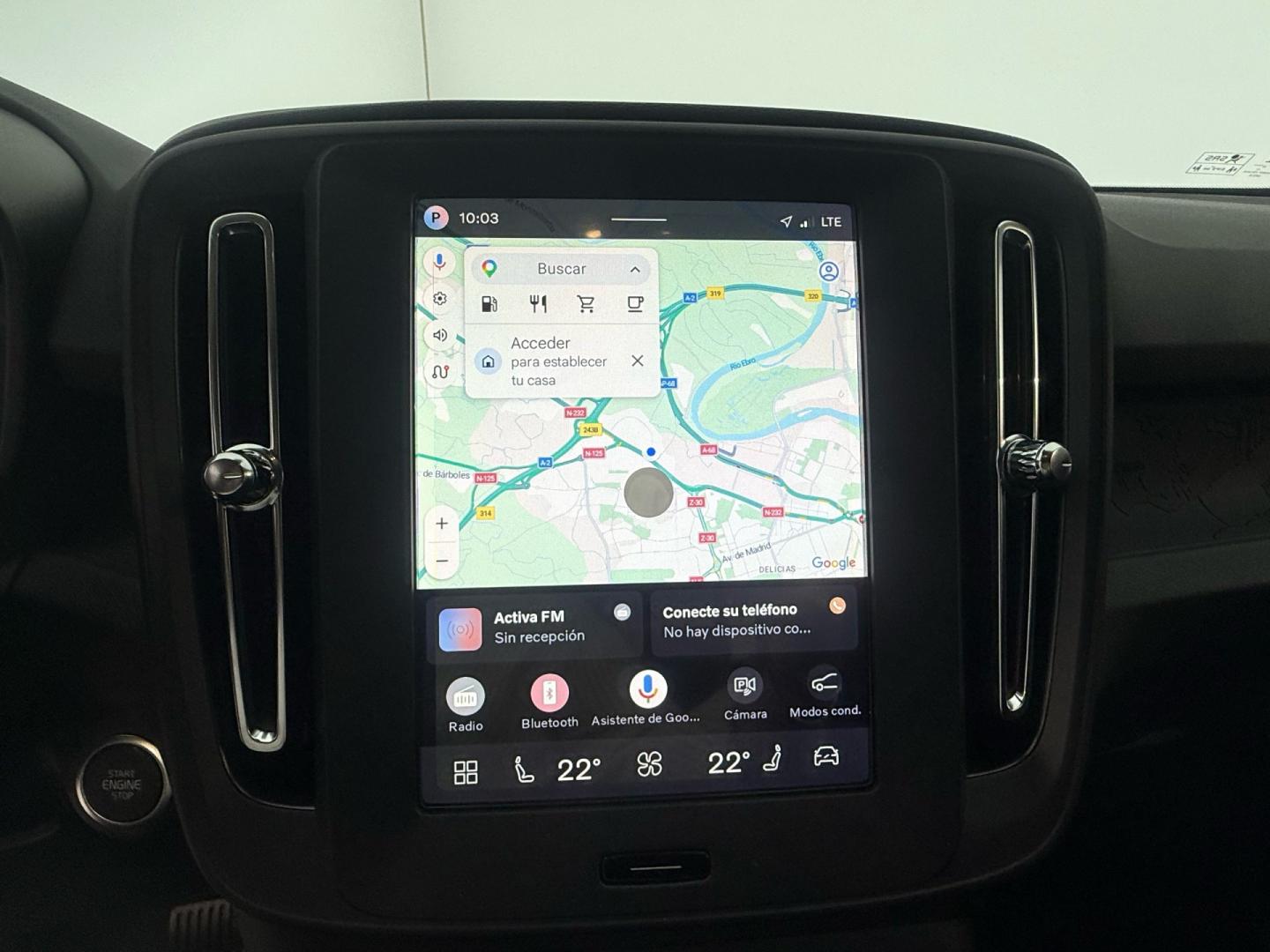 Volvo XC40 2.0 B3 G Essential Auto