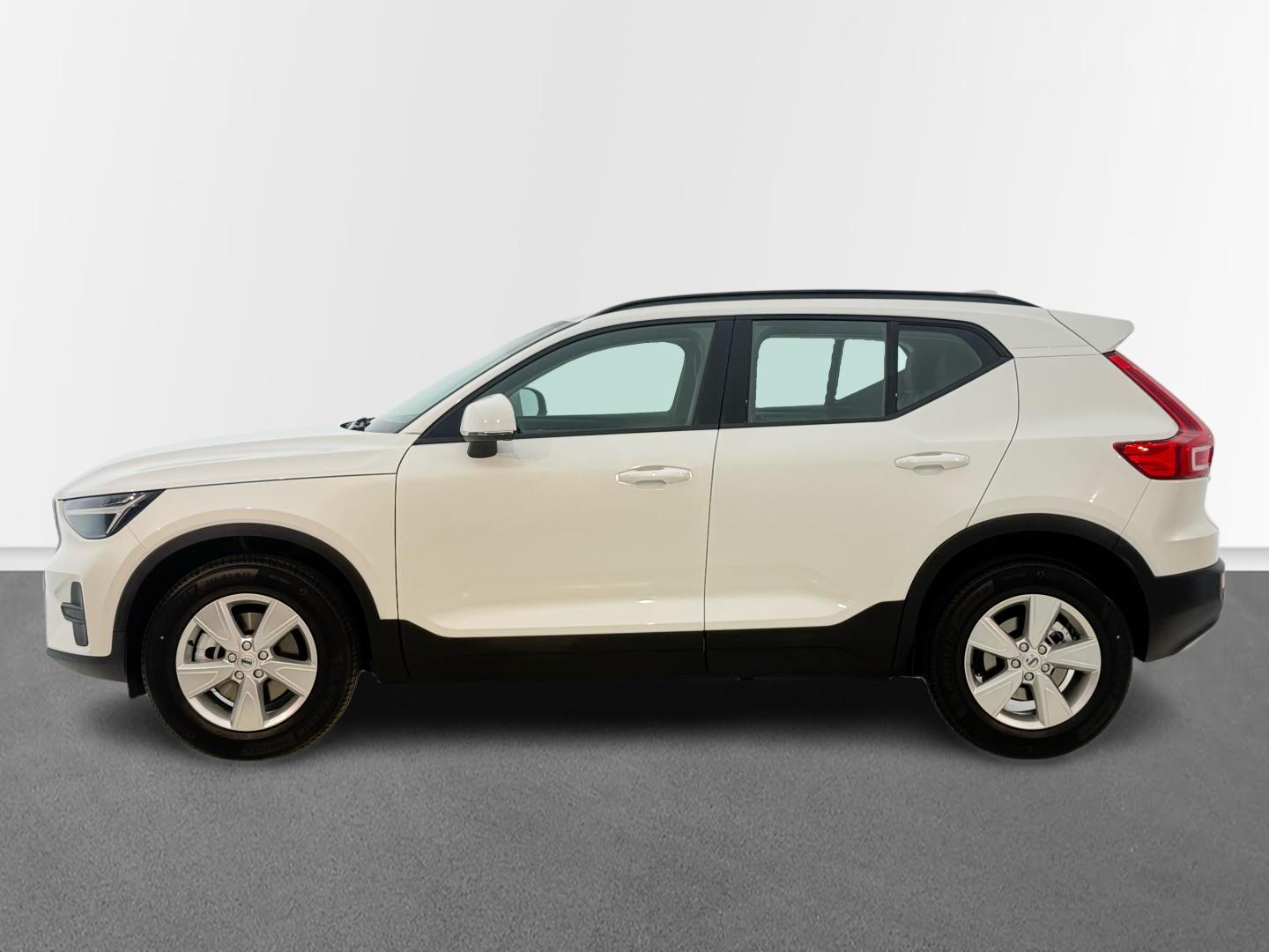Volvo XC40 2.0 B3 G Essential Auto