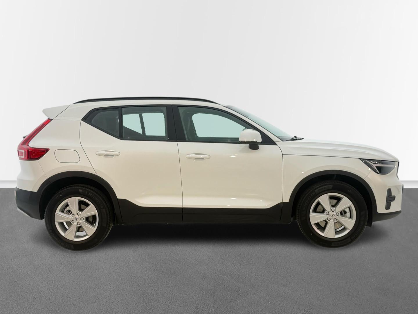 Volvo XC40 2.0 B3 G Essential Auto
