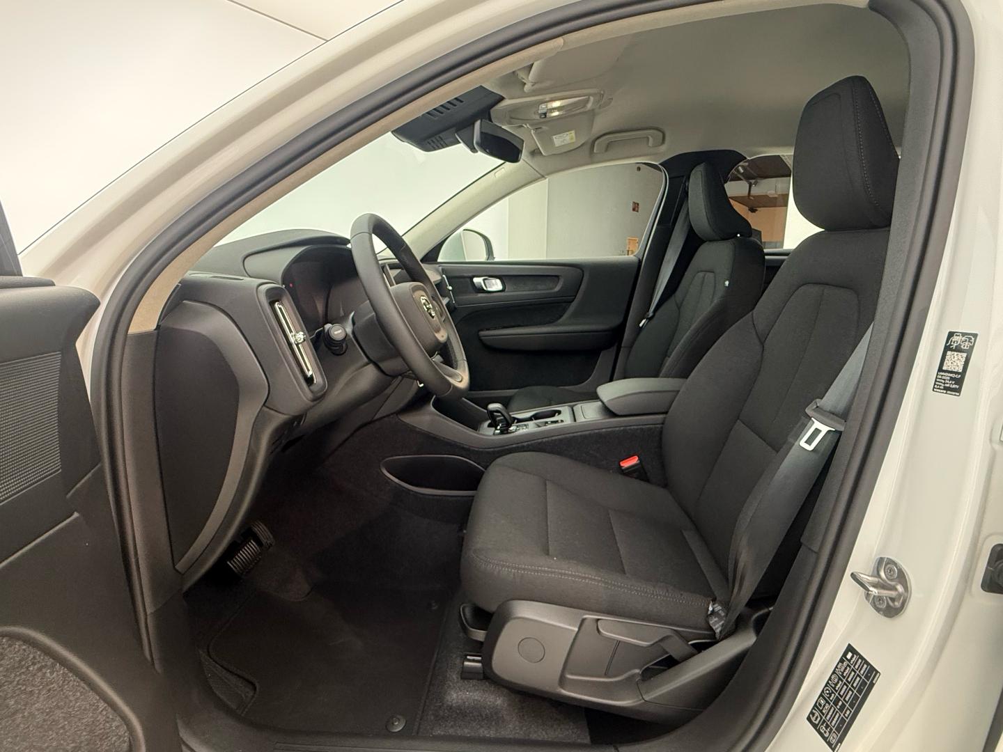 Volvo XC40 2.0 B3 G Essential Auto