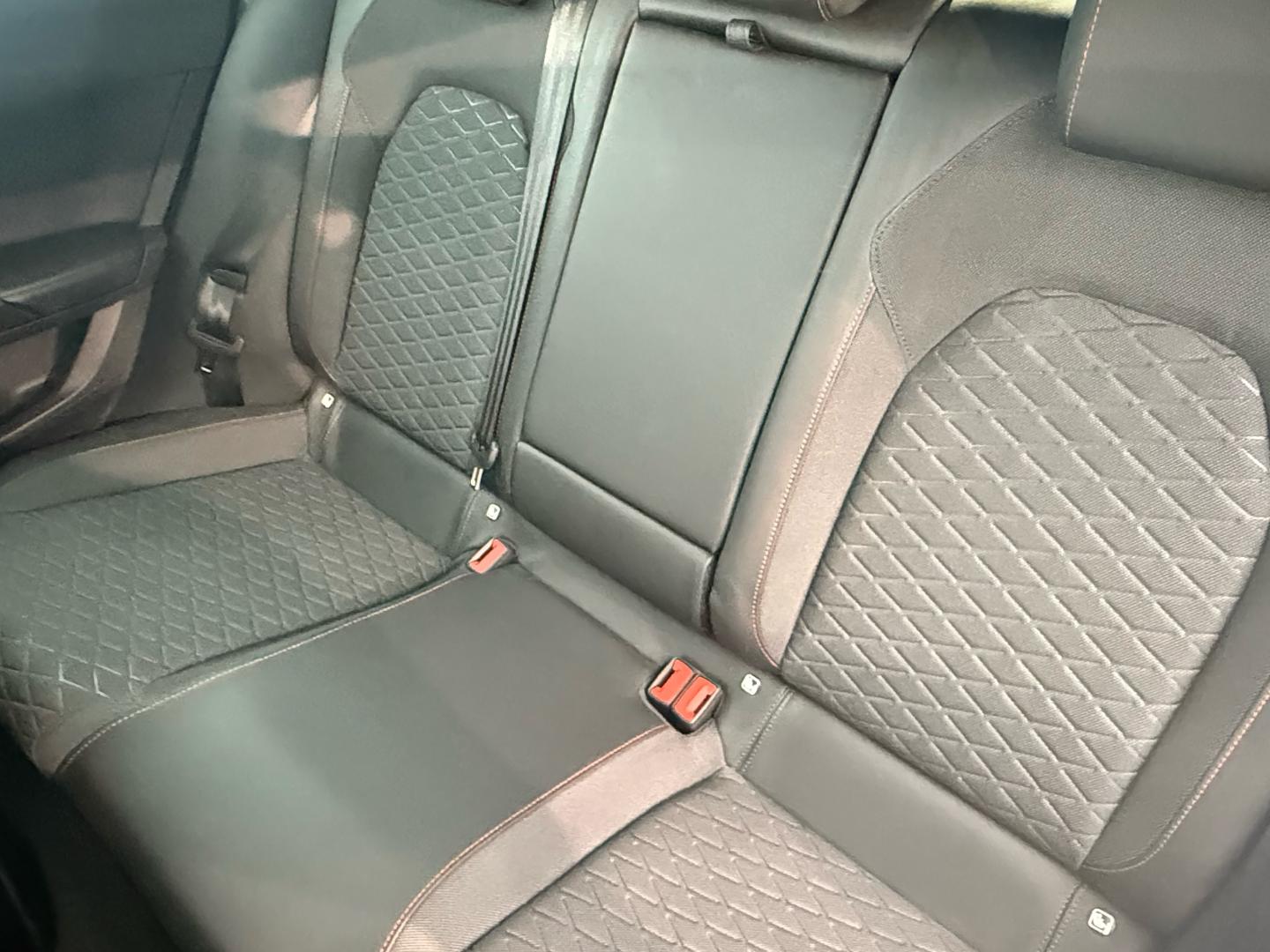 SEAT Nuevo León 1.5 TSI 110kW S&S FR