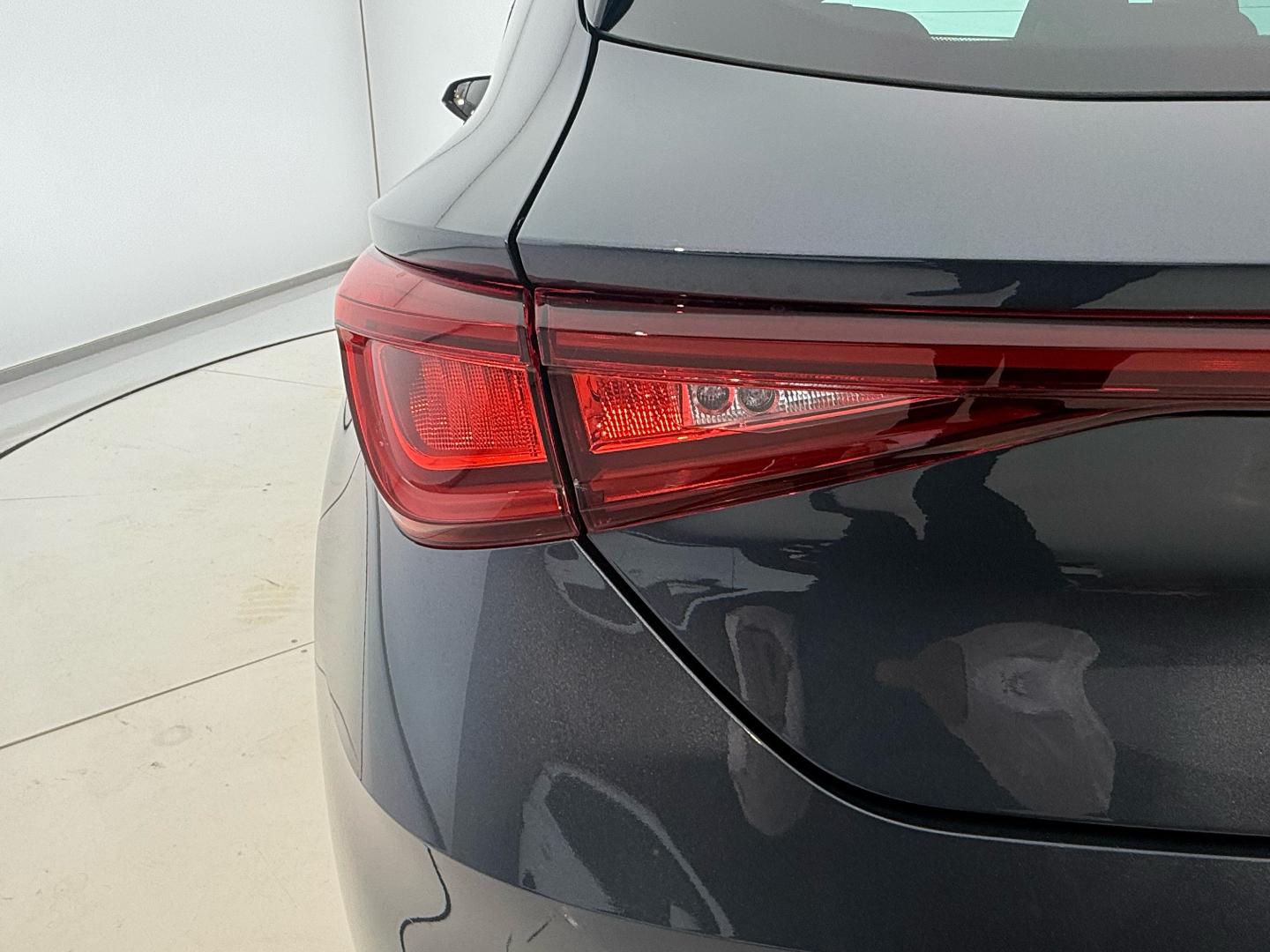 SEAT Nuevo León 1.5 TSI 110kW S&S FR