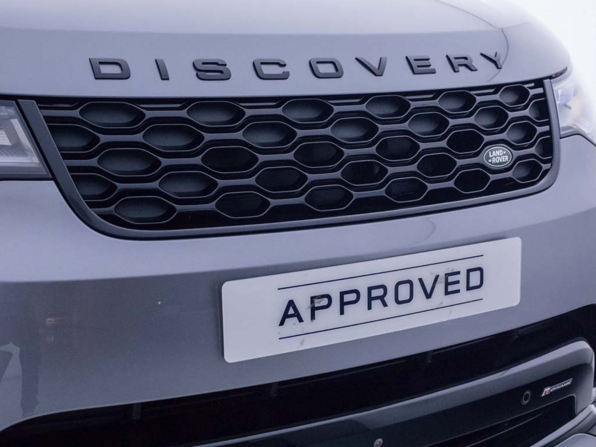 Land Rover Discovery 3.0D I6 249 PS R-Dynamic HSE AWD Auto