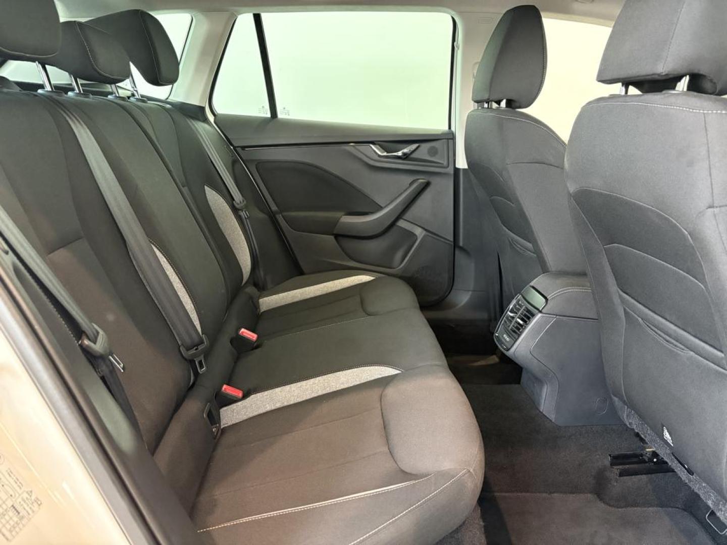 Skoda Kamiq Kamiq 1.0 TSI Selection 85kW