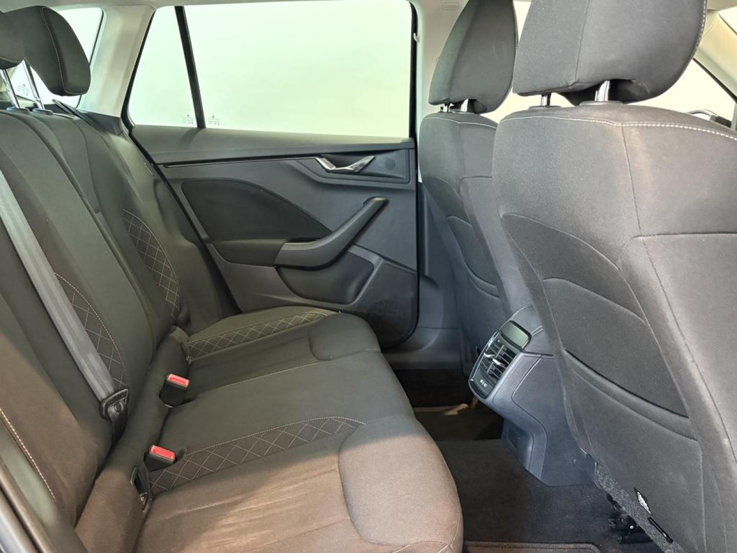 Skoda Kamiq Kamiq 1.0 TSI Selection DSG7 85kW