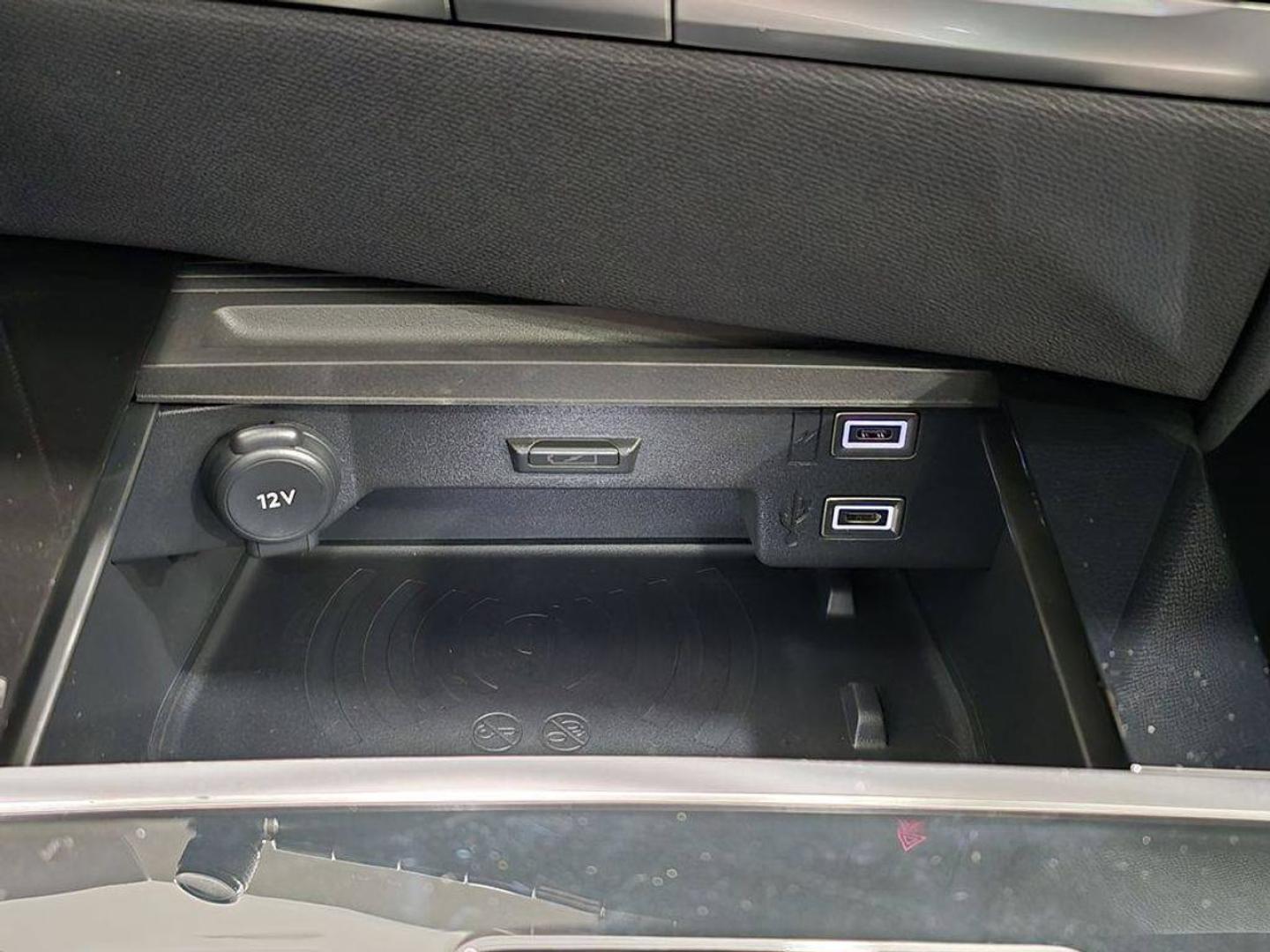 Opel Astra 54kWh GS Auto
