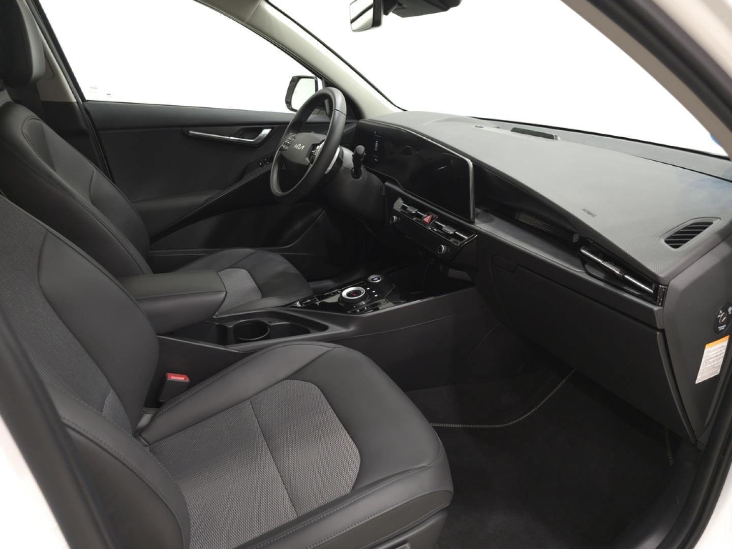 Kia Niro 1.6 GDi PHEV 135kW (183CV) Drive