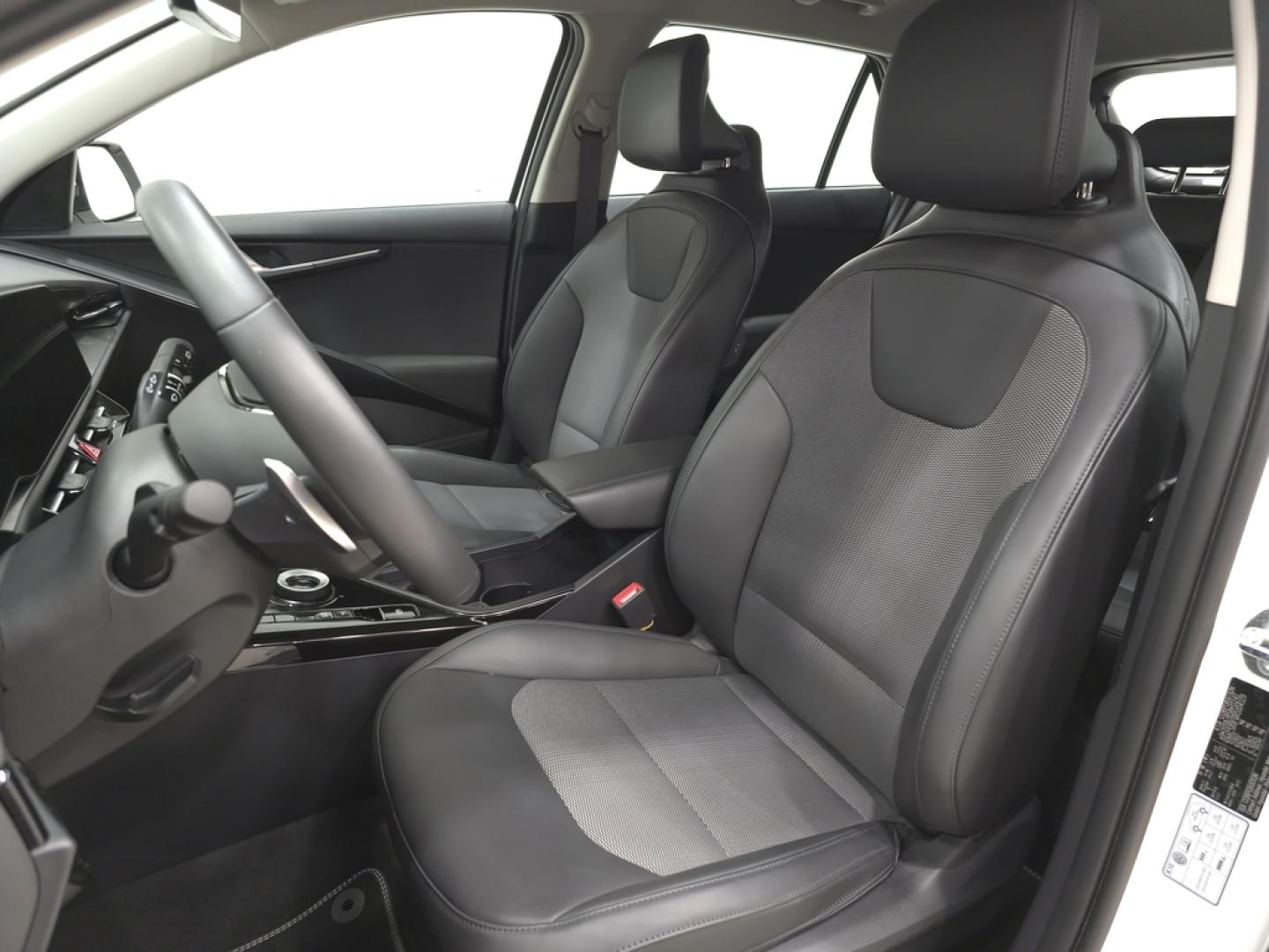 Kia Niro 1.6 GDi PHEV 135kW (183CV) Drive