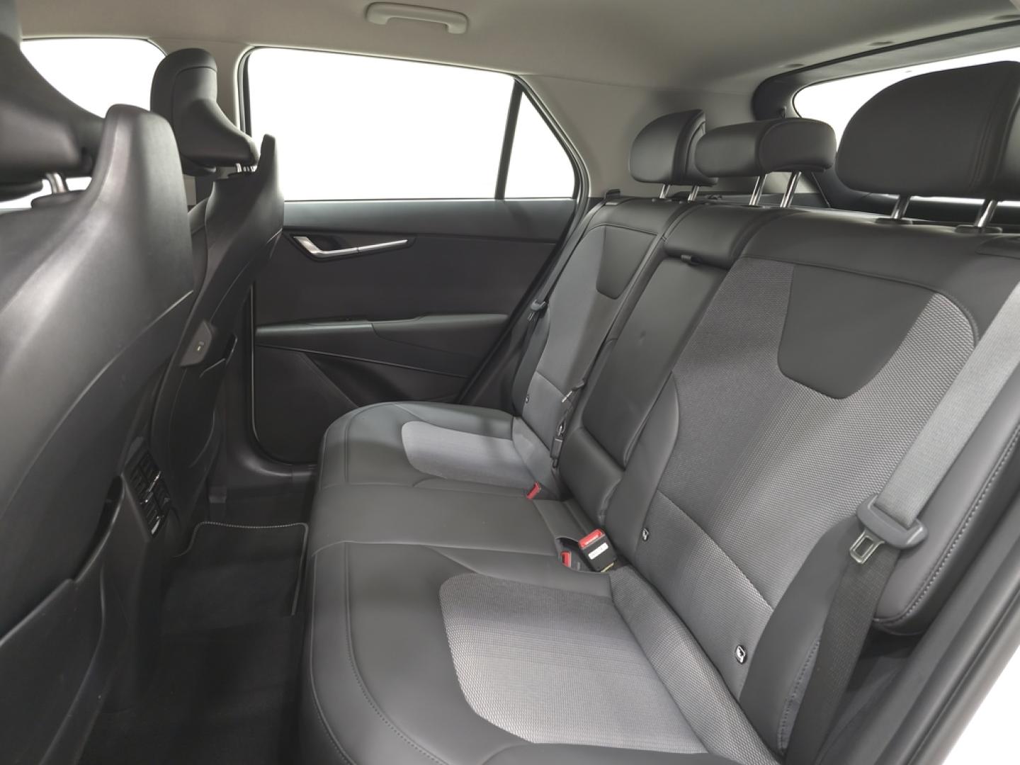 Kia Niro 1.6 GDi PHEV 135kW (183CV) Drive