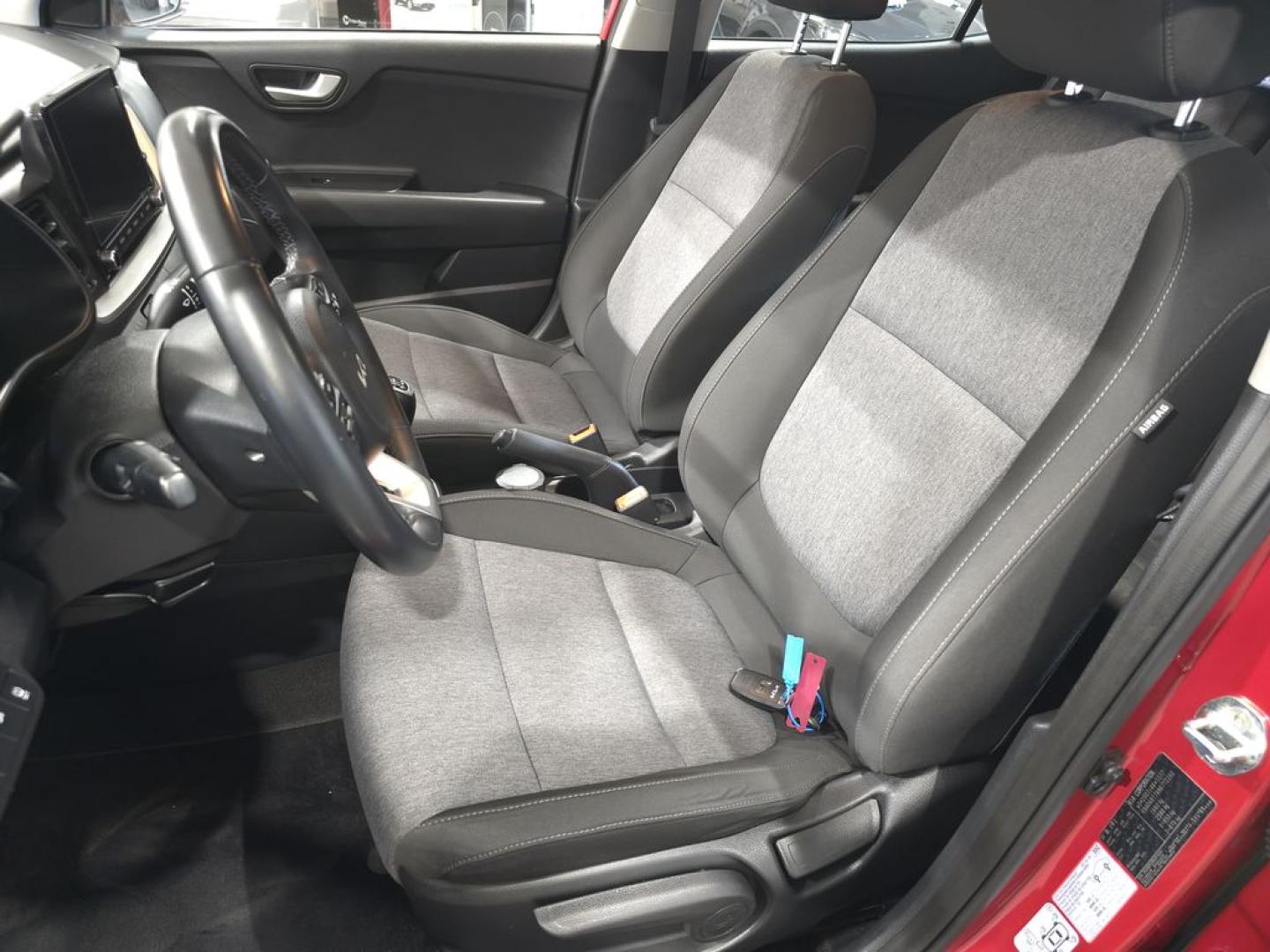 Kia Stonic 1.0 T-GDi 74kW (100CV) MHEV iMT Concept