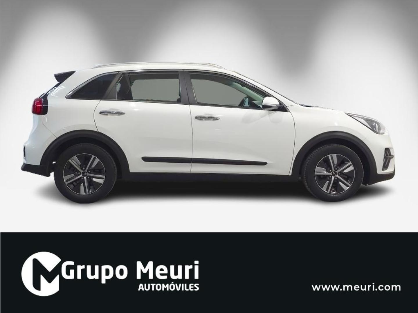 Kia Niro 1.6 GDi HEV 104kW (141CV) Drive