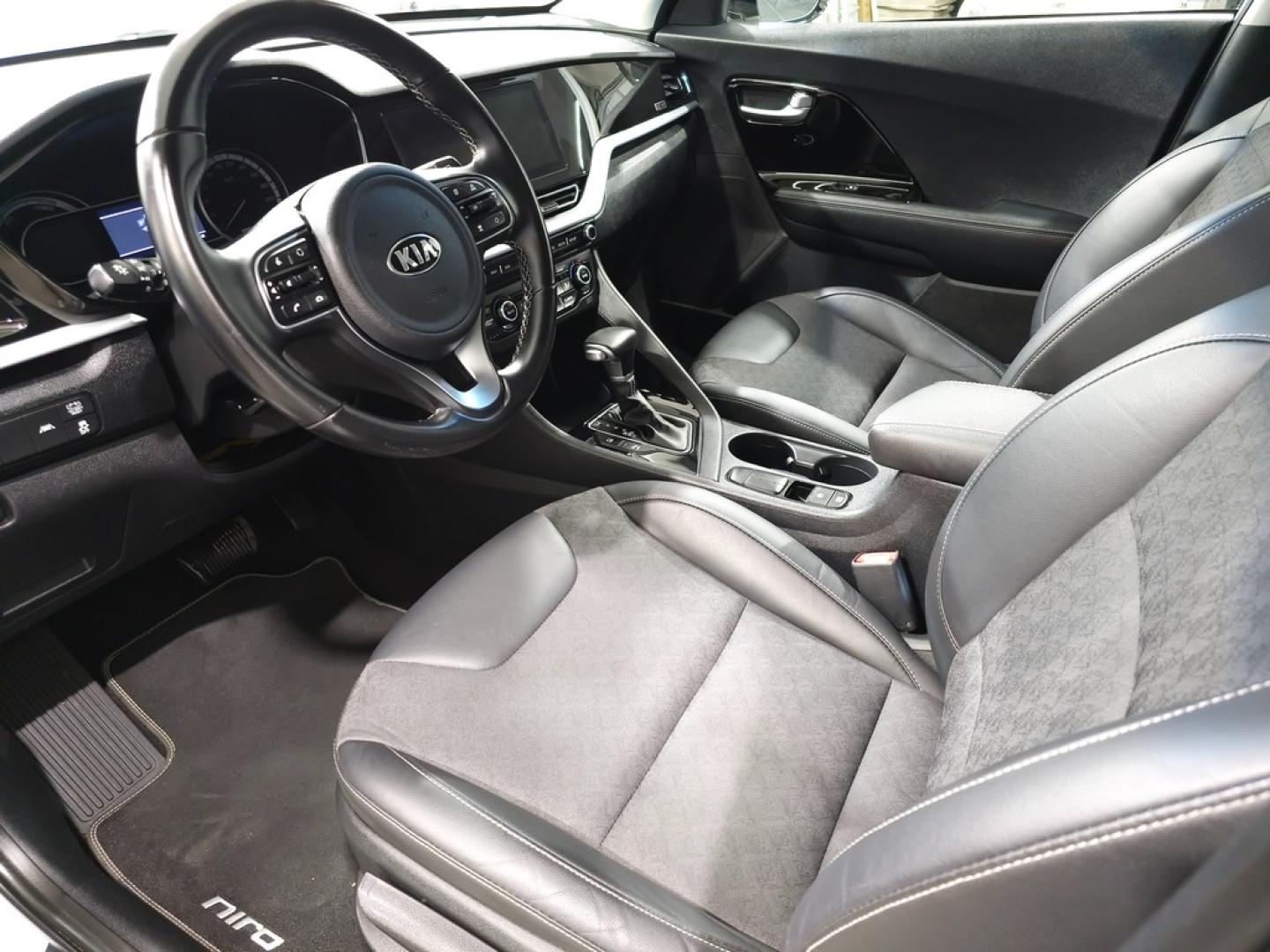 Kia Niro 1.6 GDi HEV 104kW (141CV) Drive