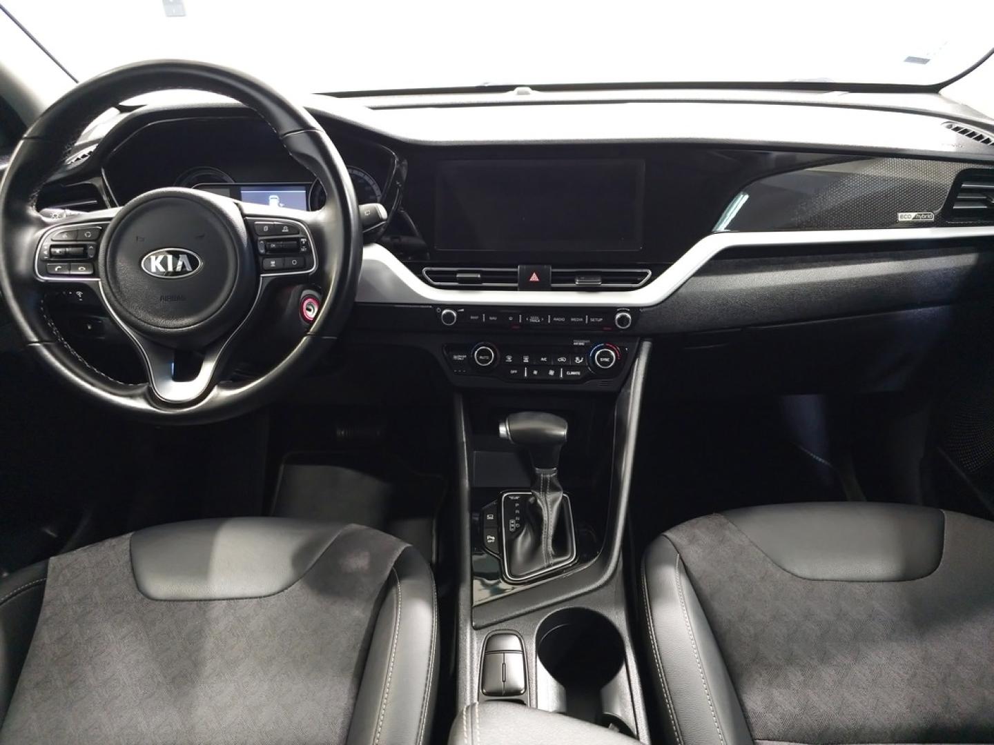 Kia Niro 1.6 GDi HEV 104kW (141CV) Drive