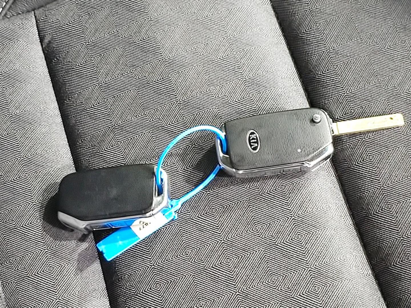 Kia Niro 1.6 GDi HEV 104kW (141CV) Drive