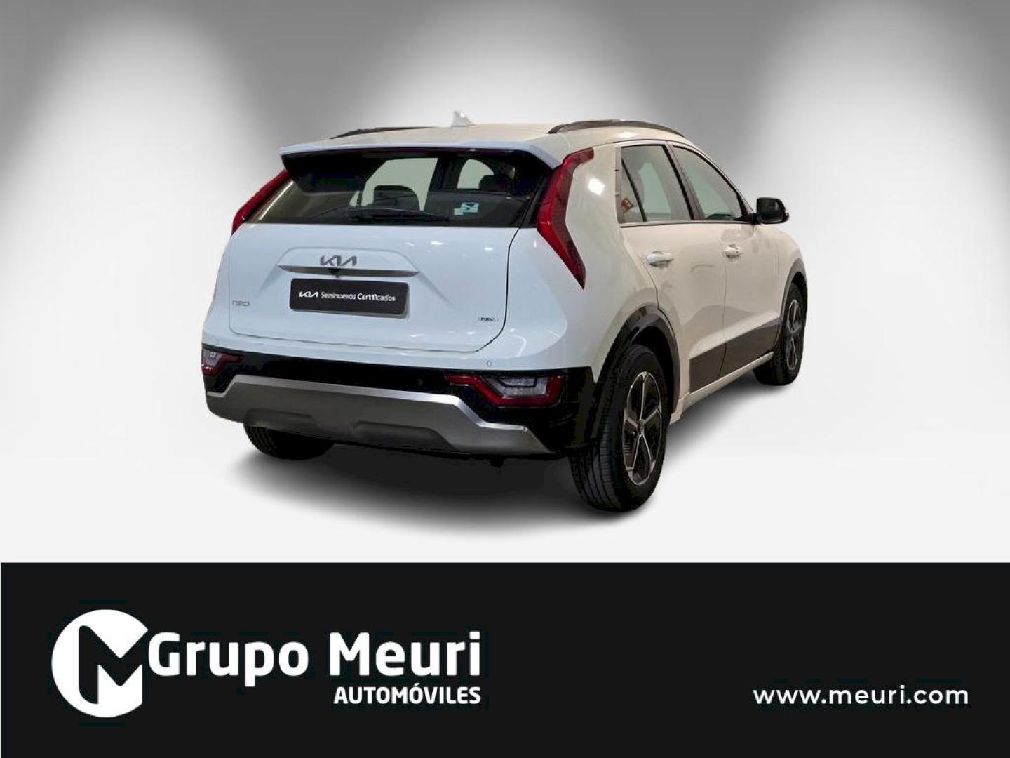 Kia Niro 1.6 GDi HEV 95kW (129CV) Drive