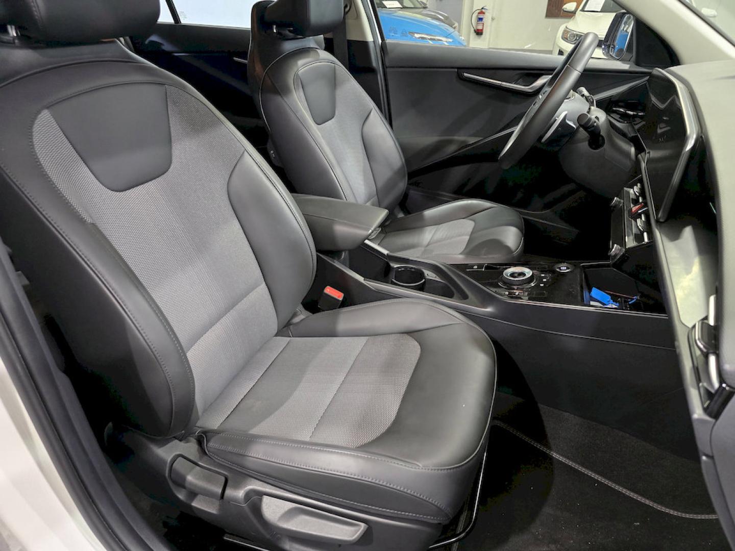 Kia Niro 1.6 GDi HEV 95kW (129CV) Drive