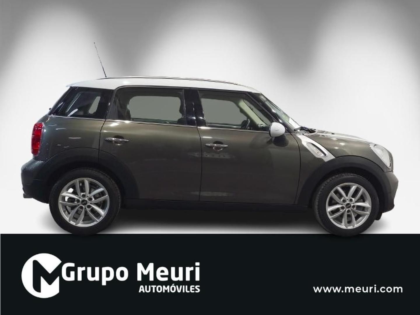 Mini Countryman COOPER D COUNTRYMAN