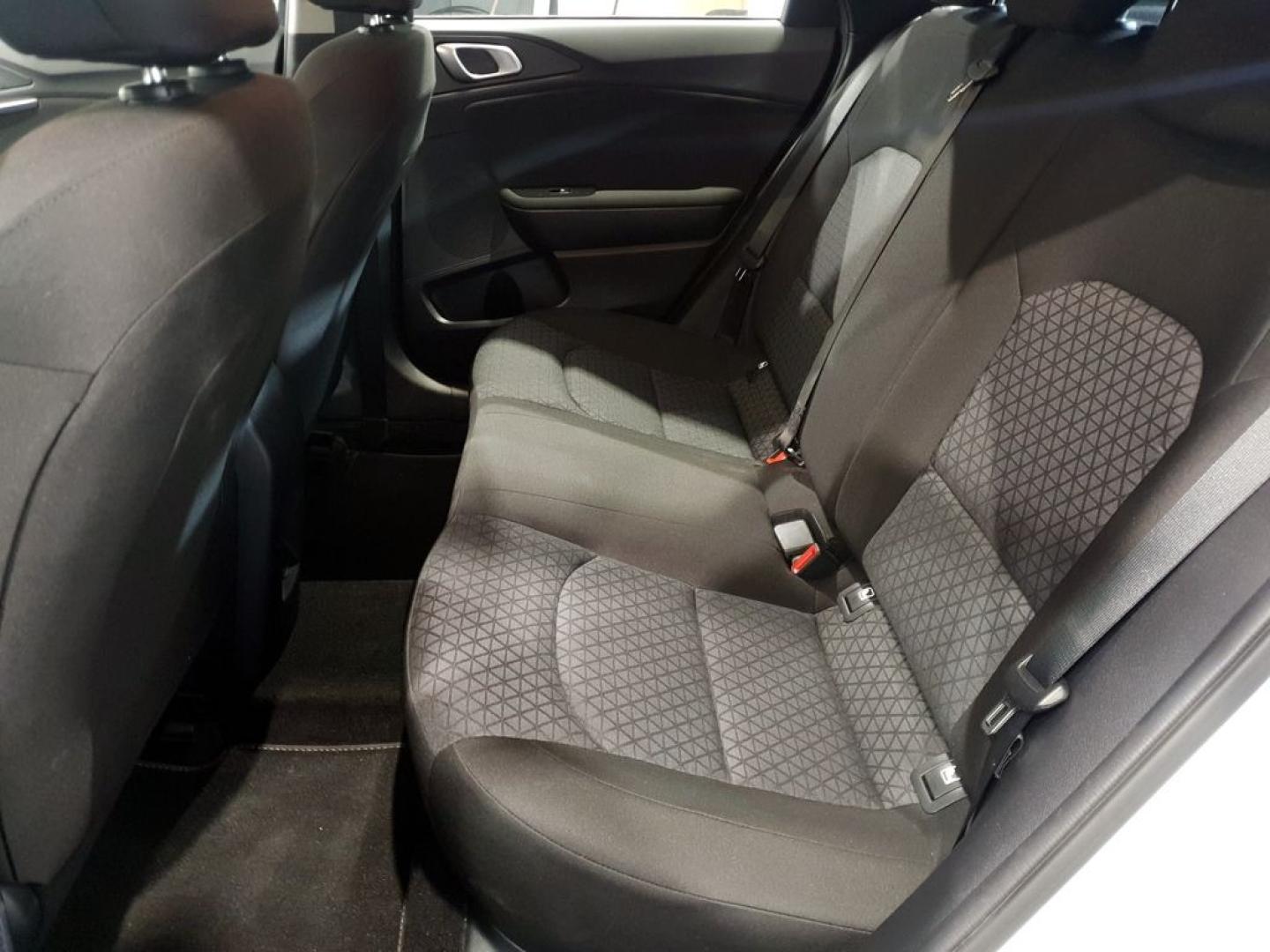 Kia Ceed 1.0 T-GDi 88kW (120CV) Concept