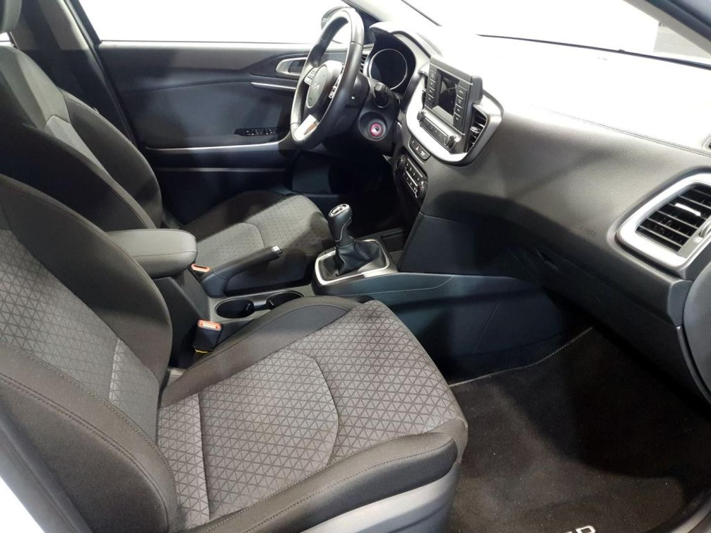 Kia Ceed 1.0 T-GDi 88kW (120CV) Concept