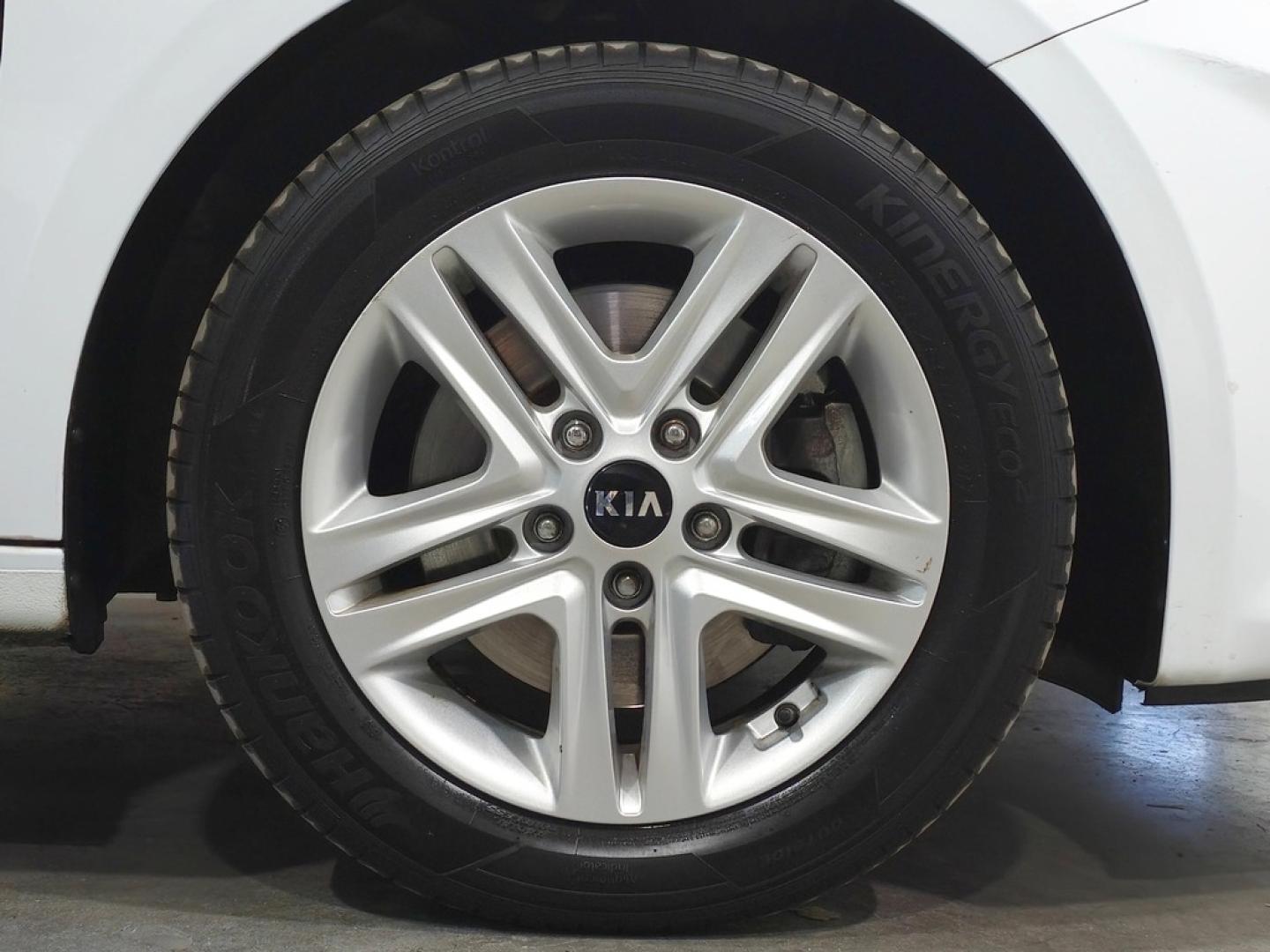 Kia Ceed 1.4 T-GDi 103kW (140CV) Drive