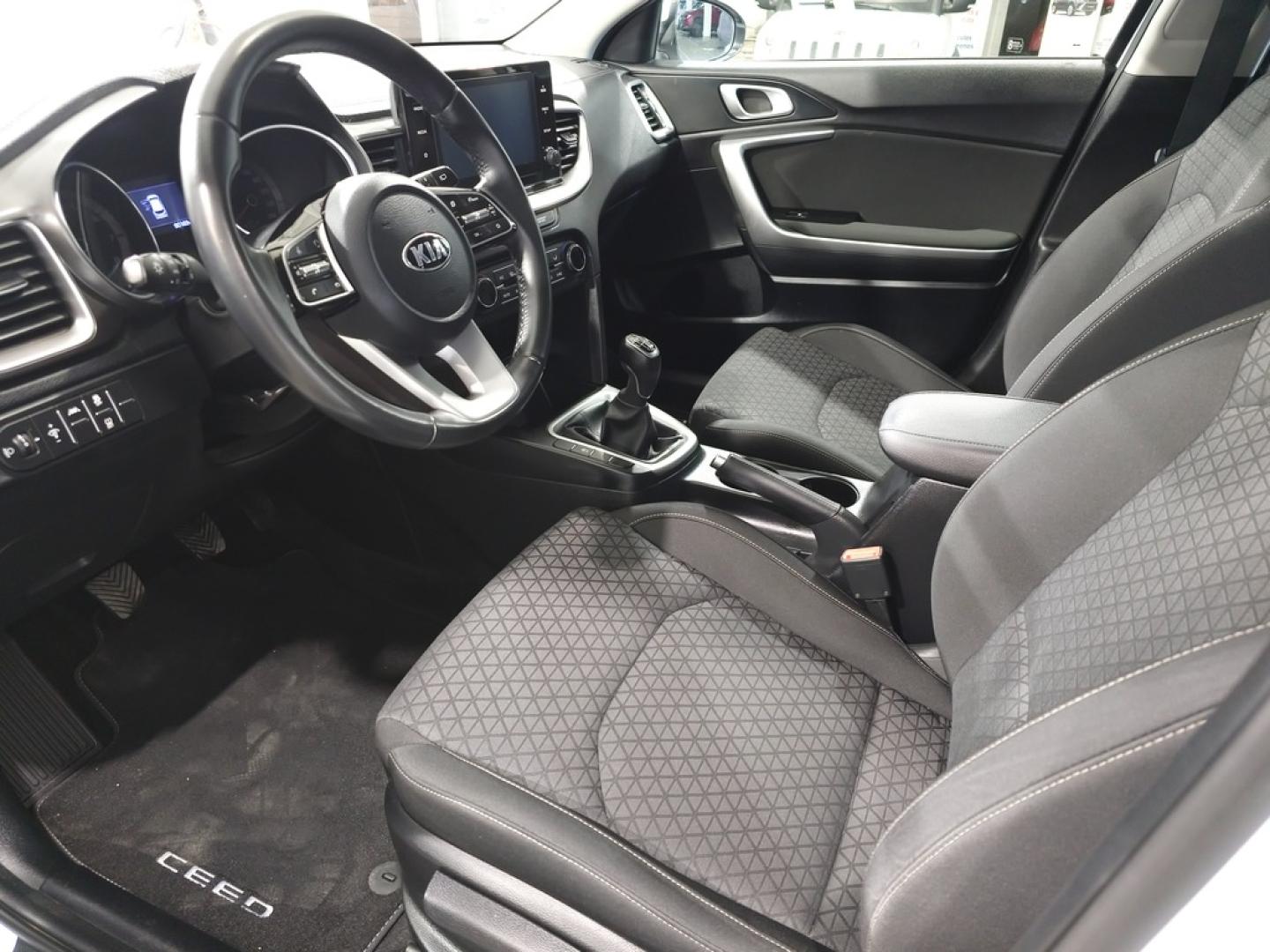 Kia Ceed 1.4 T-GDi 103kW (140CV) Drive