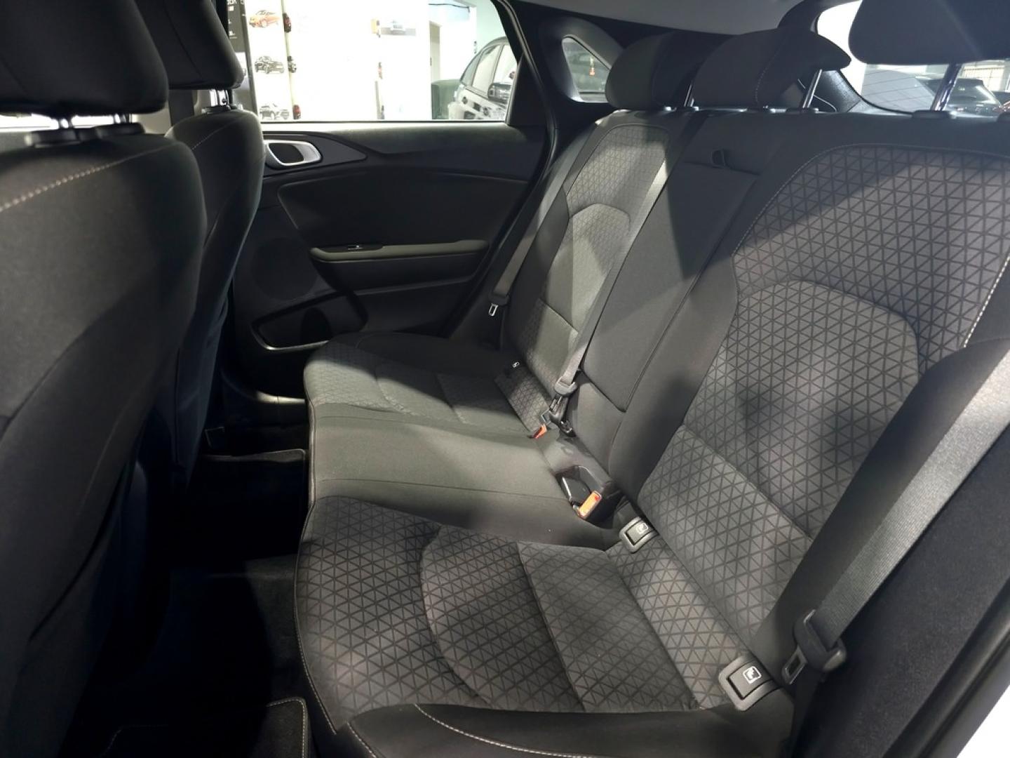 Kia Ceed 1.4 T-GDi 103kW (140CV) Drive