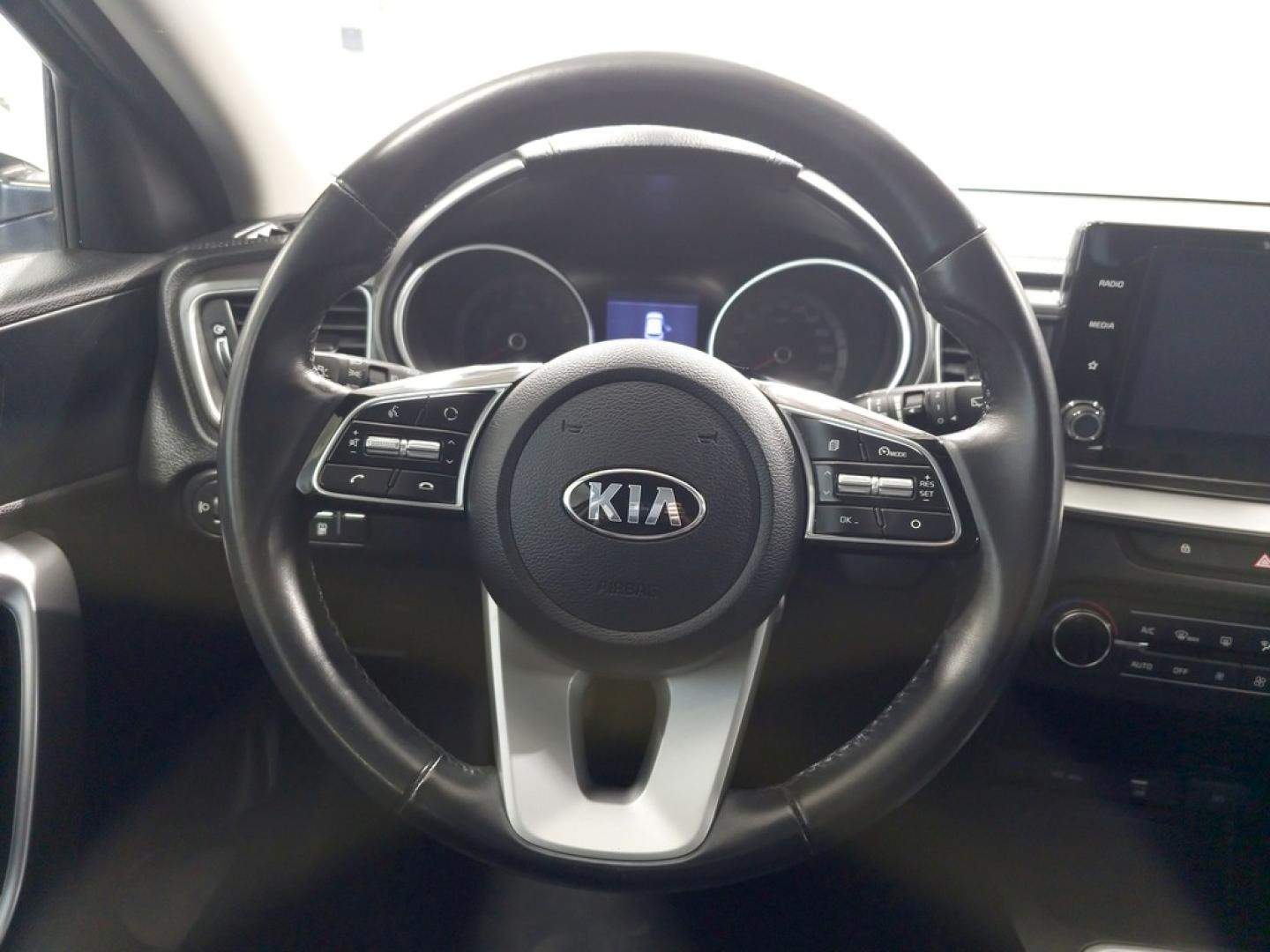 Kia Ceed 1.4 T-GDi 103kW (140CV) Drive