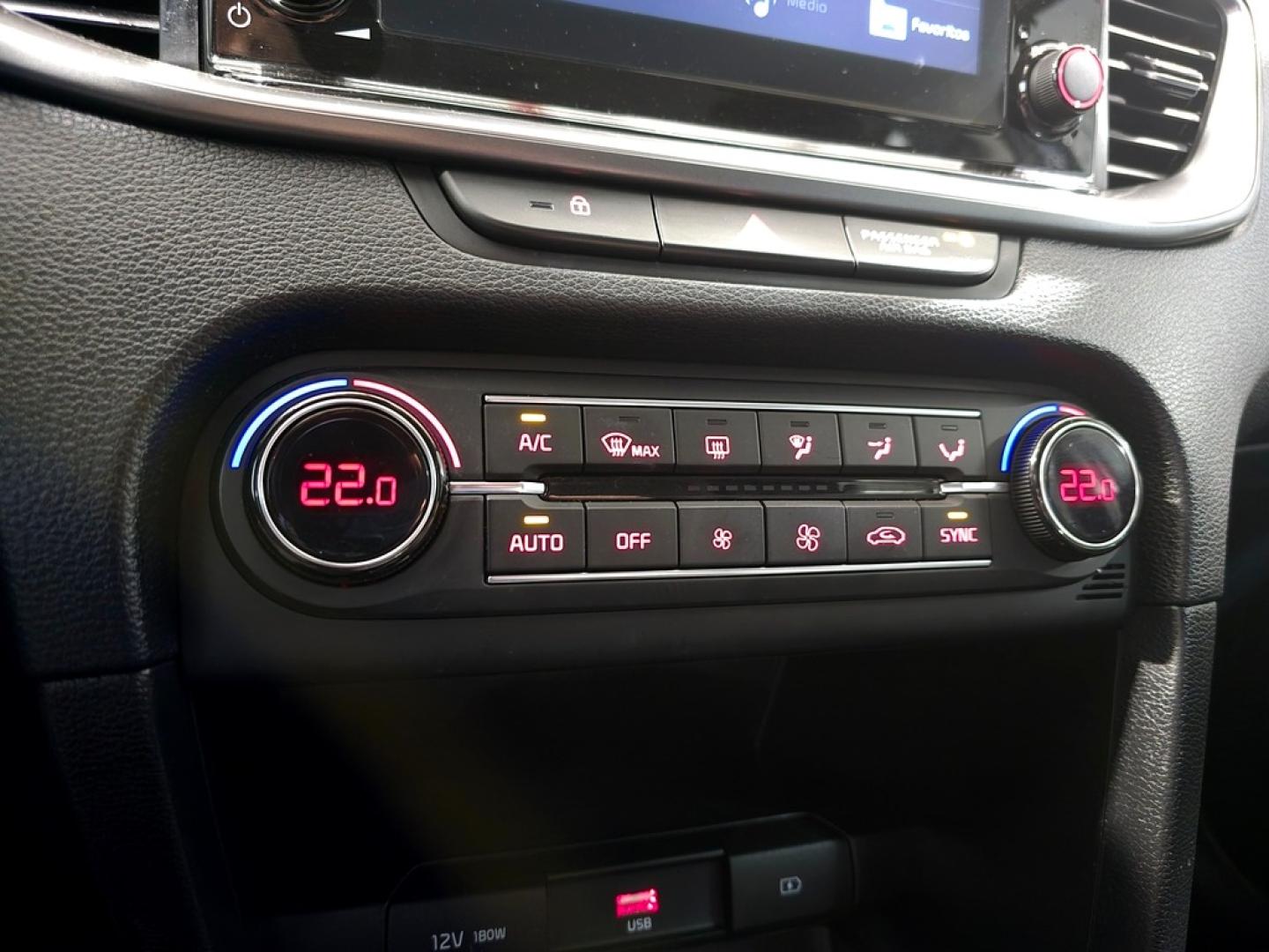 Kia Ceed 1.4 T-GDi 103kW (140CV) Drive