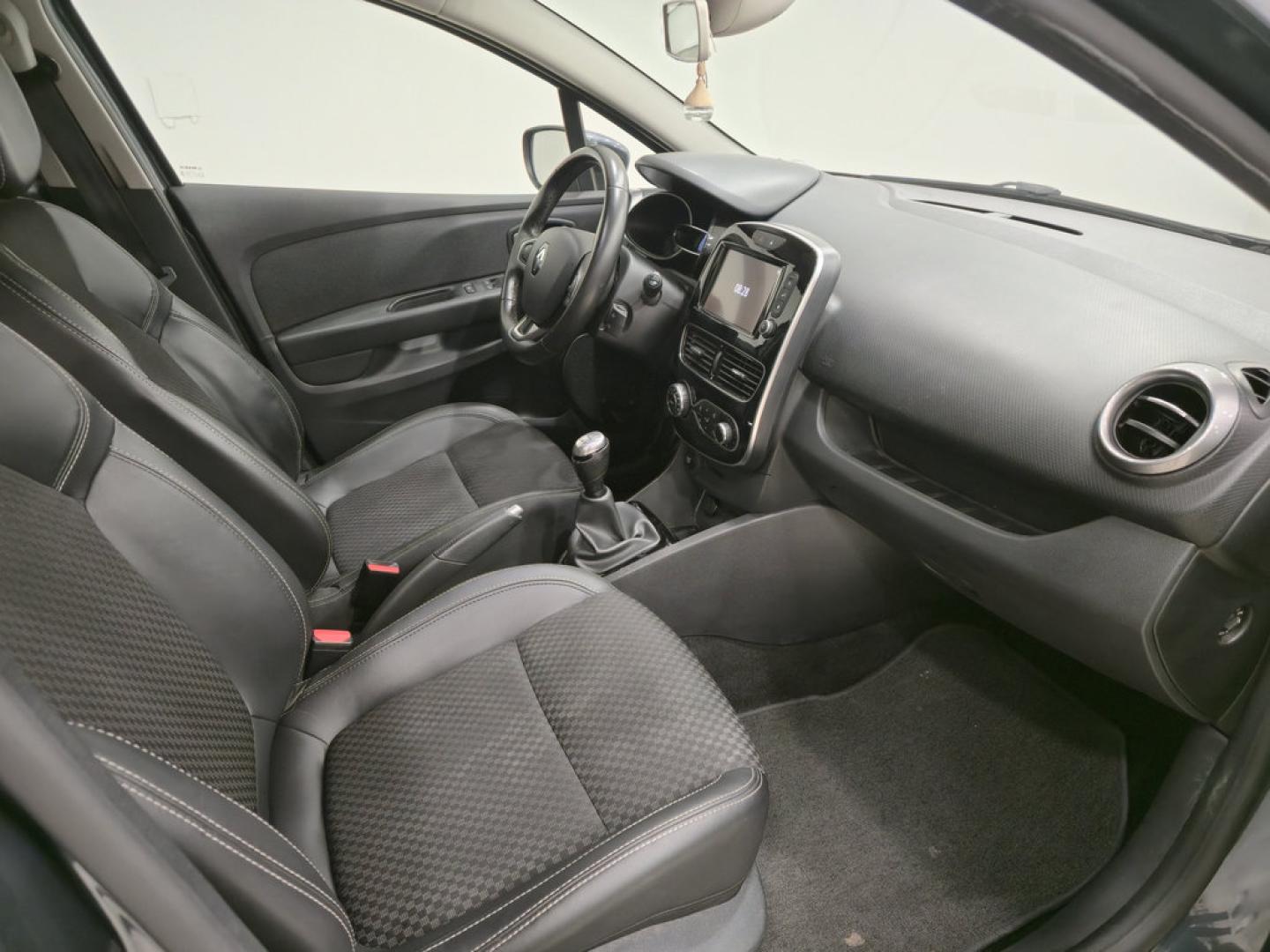 Renault Clio Zen TCe 66kW (90CV) -18