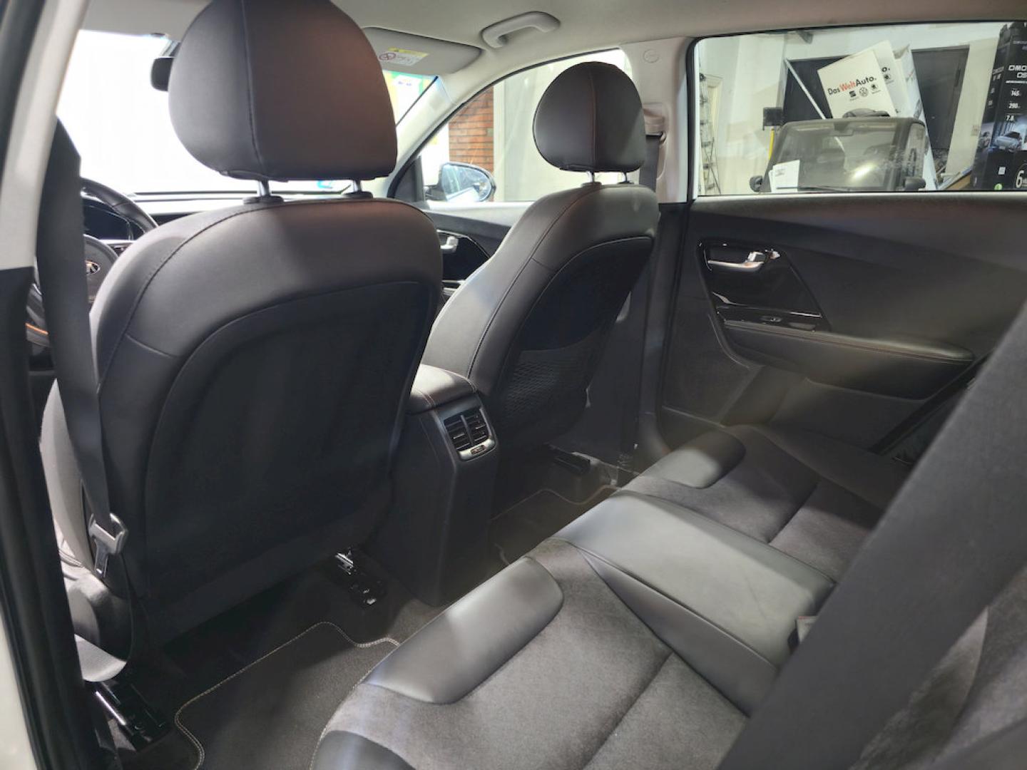 Kia Niro 1.6 GDi HEV 104kW (141CV) Emotion