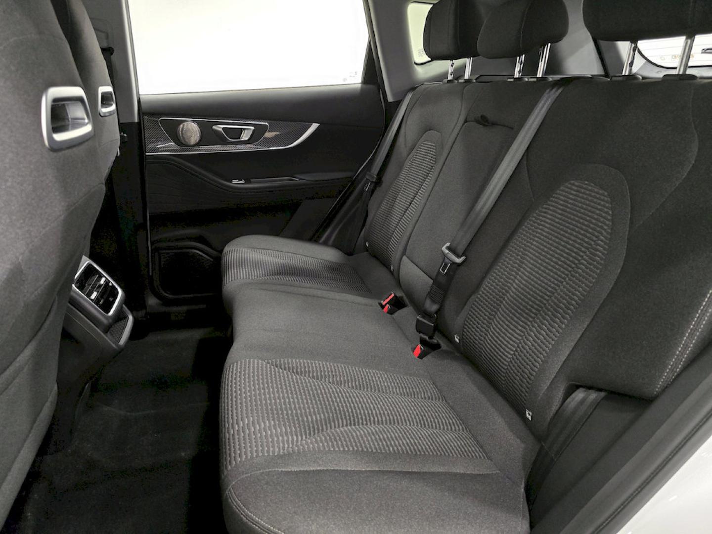 Ebro S700 1.6 TGDI Comfort 7 DCT