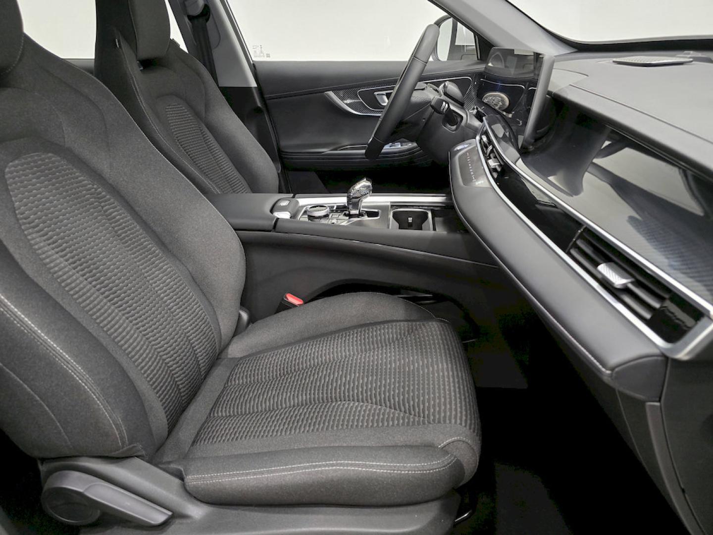 Ebro S700 1.6 TGDI Comfort 7 DCT