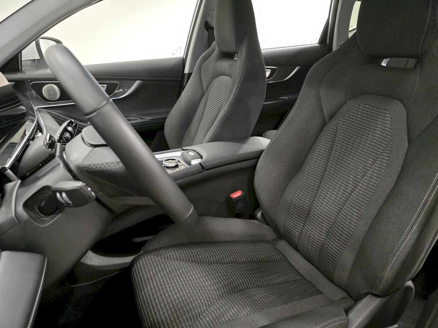 Ebro S700 1.6 TGDI Comfort 7 DCT