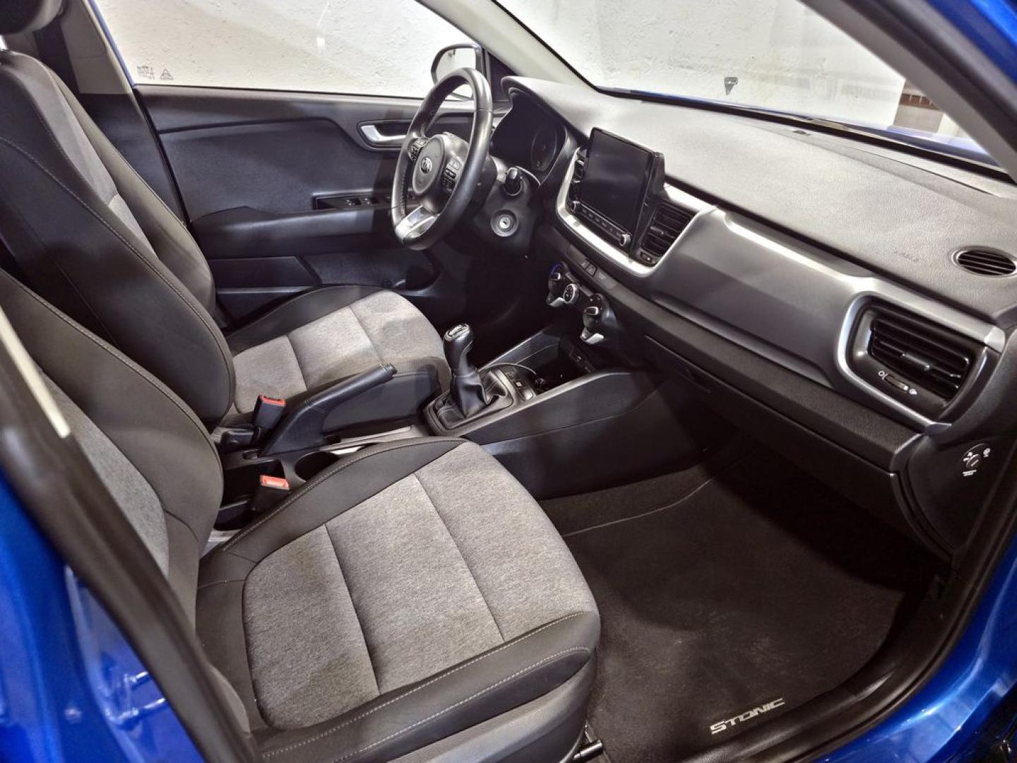 Kia Stonic 1.0 T-GDi 74kW (100CV) MHEV iMT Concept