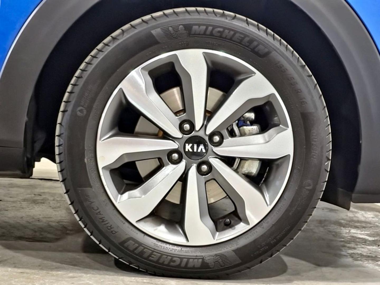 Kia Stonic 1.0 T-GDi 74kW (100CV) MHEV iMT Concept