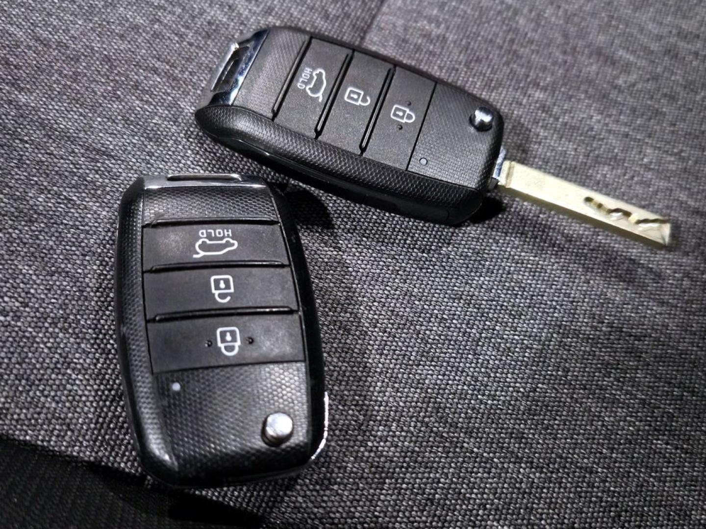 Kia Stonic 1.0 T-GDi 74kW (100CV) MHEV iMT Concept