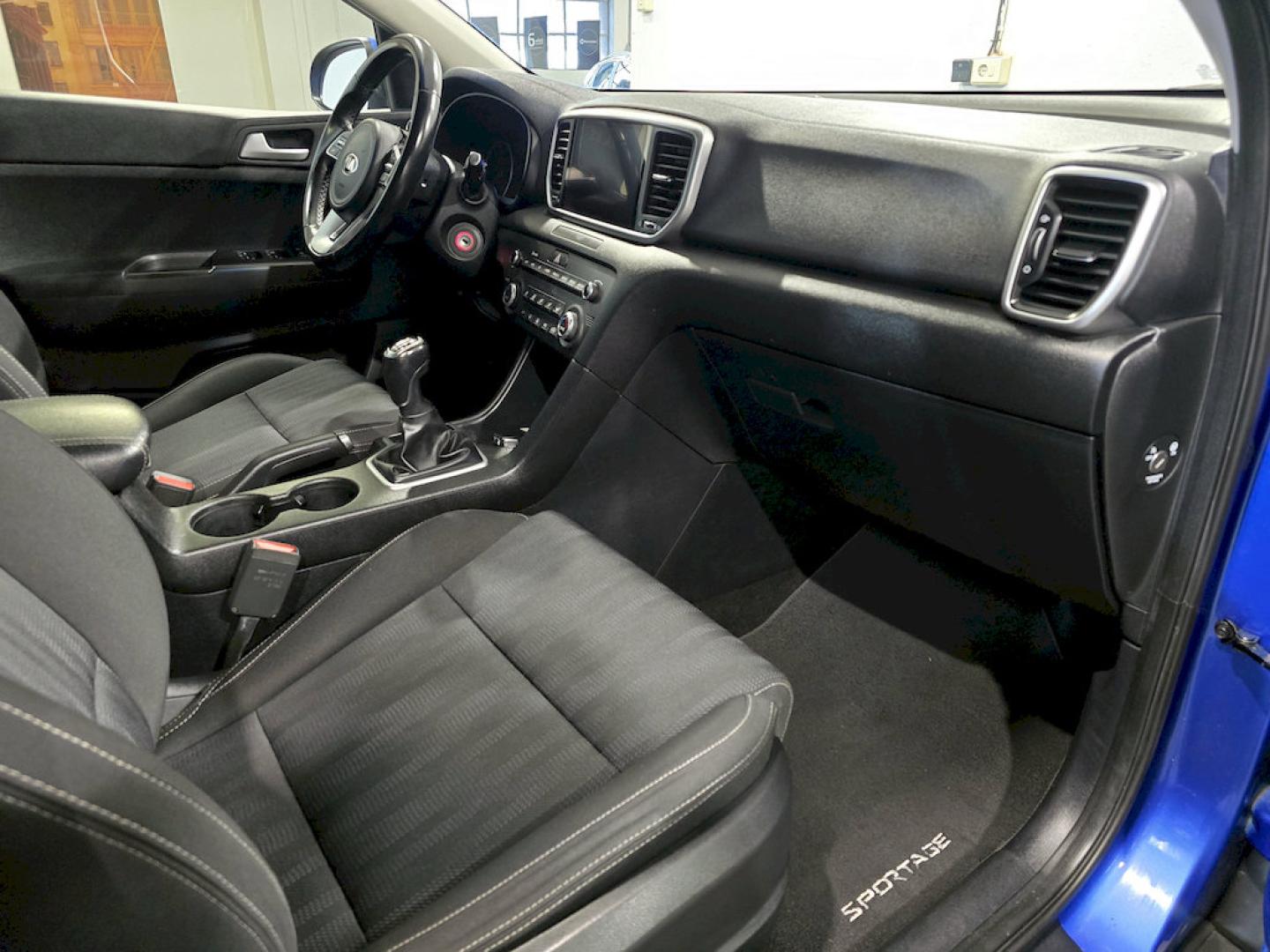 Kia Sportage 1.6 MHEV Business 85kW (115CV) 4x2