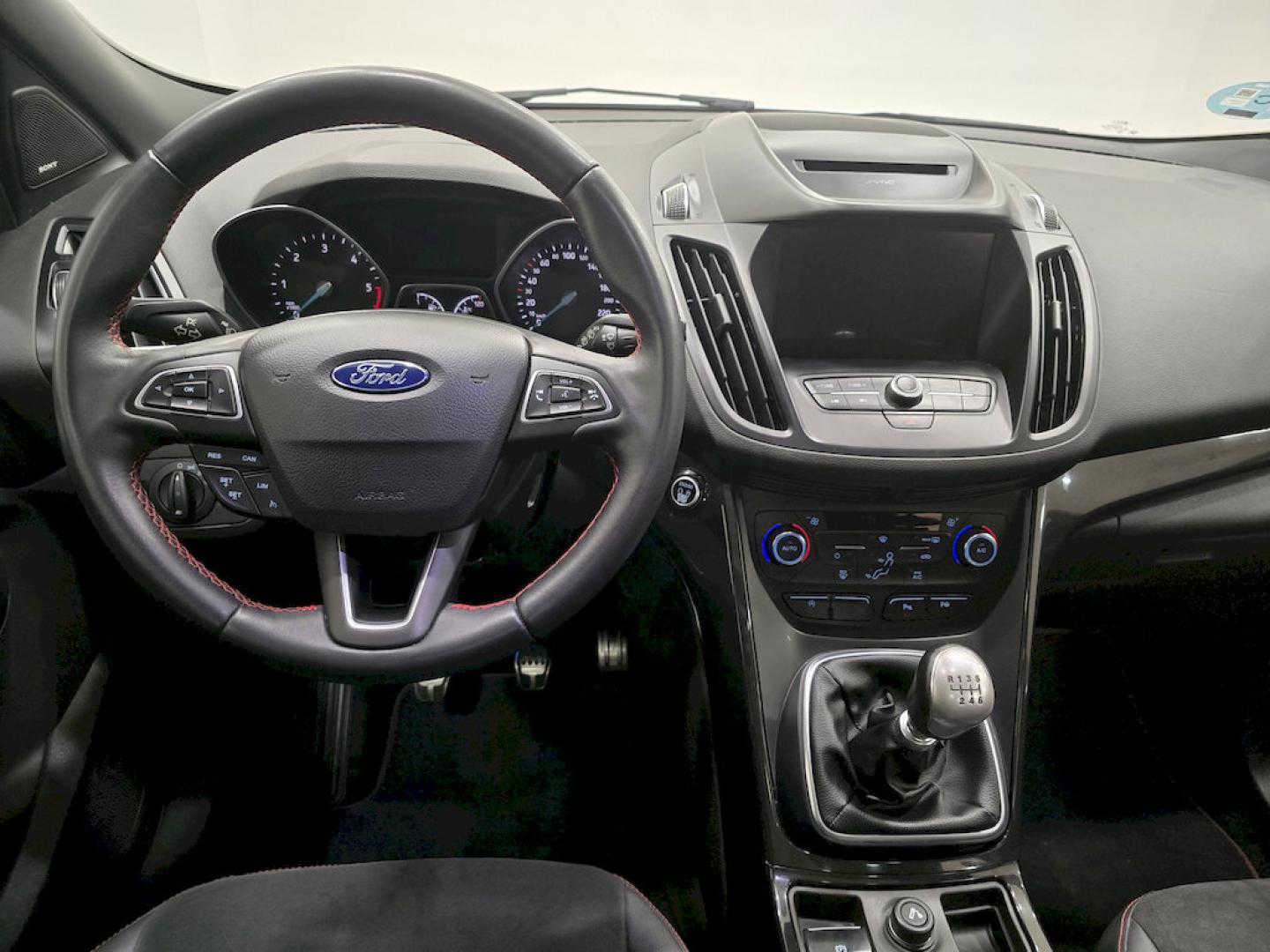 Ford Kuga 1.5 TDCi 88kW 4x2 ST-Line