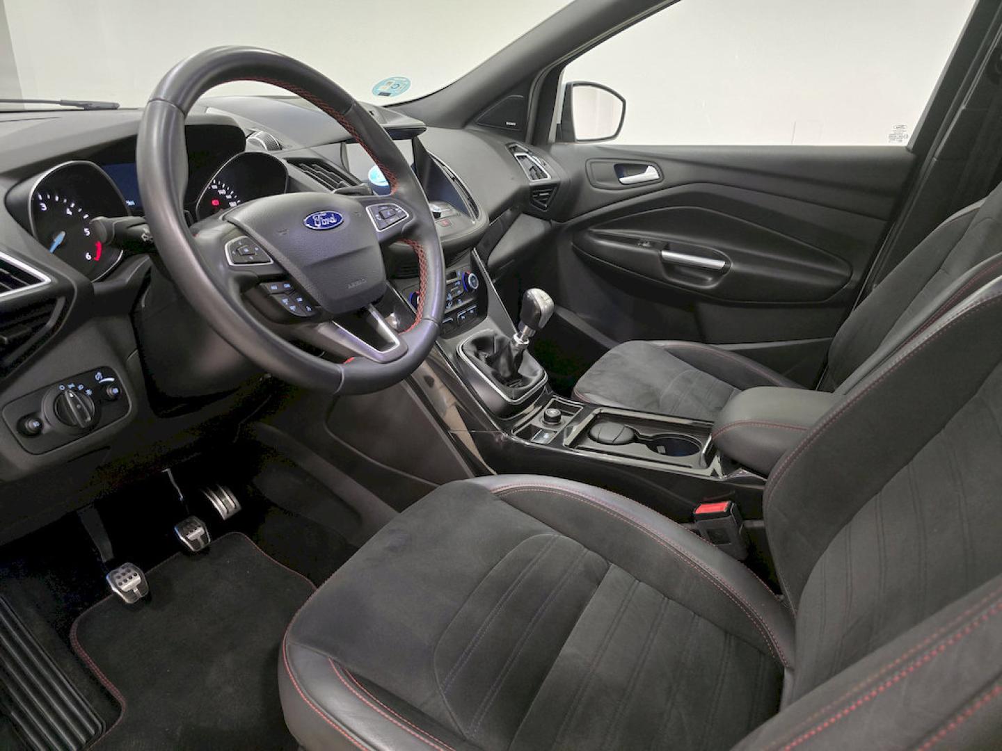 Ford Kuga 1.5 TDCi 88kW 4x2 ST-Line