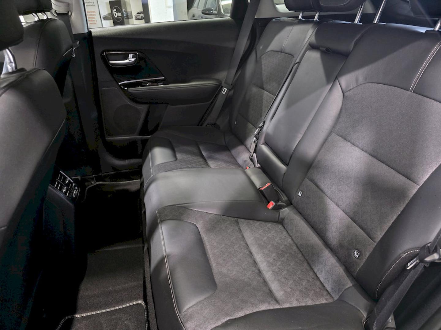 Kia Niro 1.6 GDi HEV 104kW (141CV) Emotion