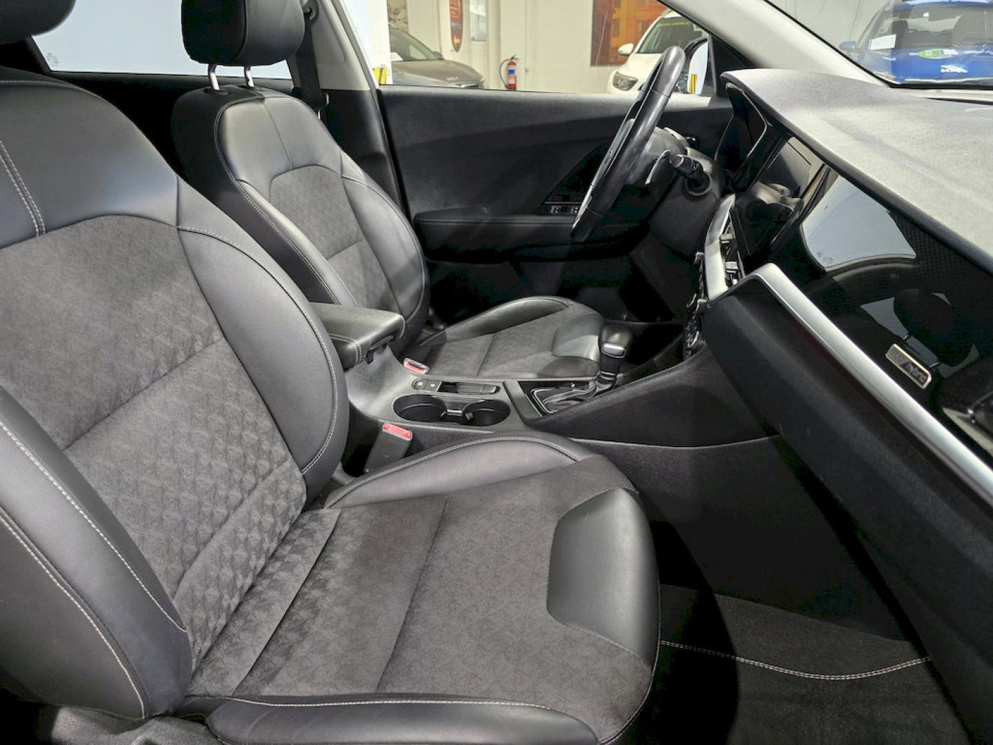 Kia Niro 1.6 GDi HEV 104kW (141CV) Emotion