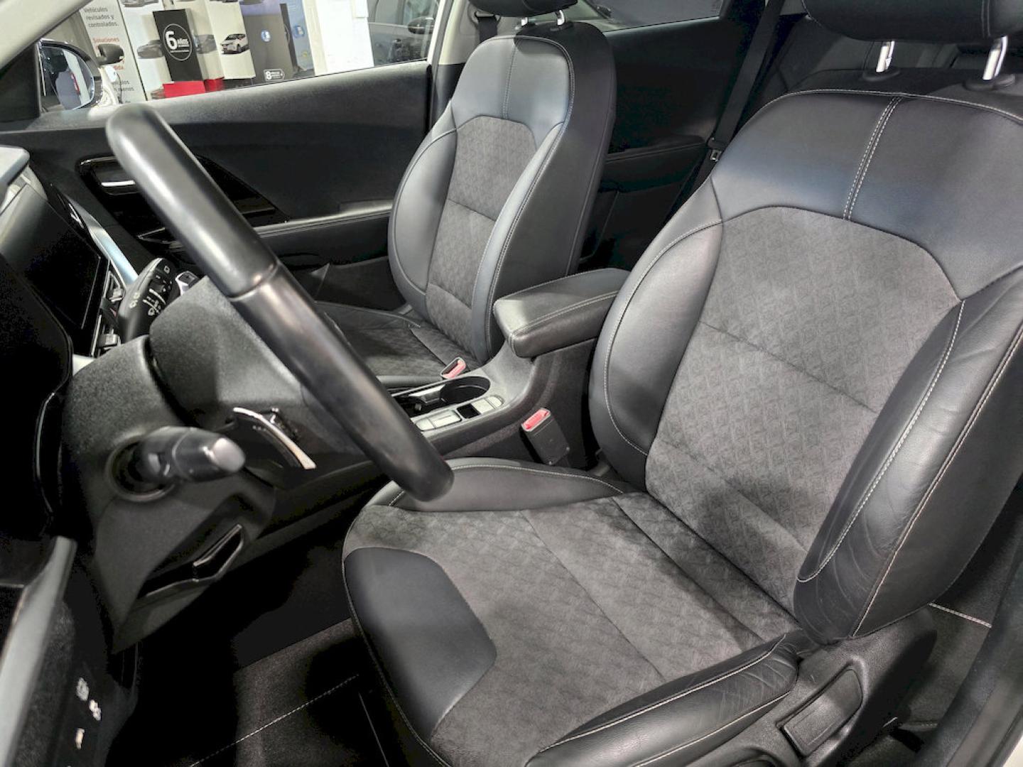 Kia Niro 1.6 GDi HEV 104kW (141CV) Emotion
