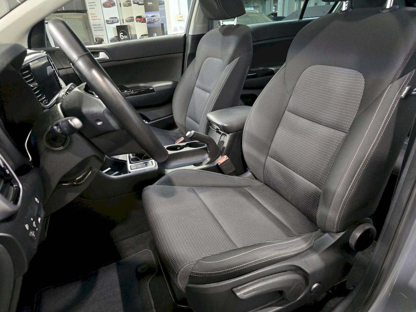 Kia Sportage 1.6 MHEV Black Edition 100kW (136CV) 4x2