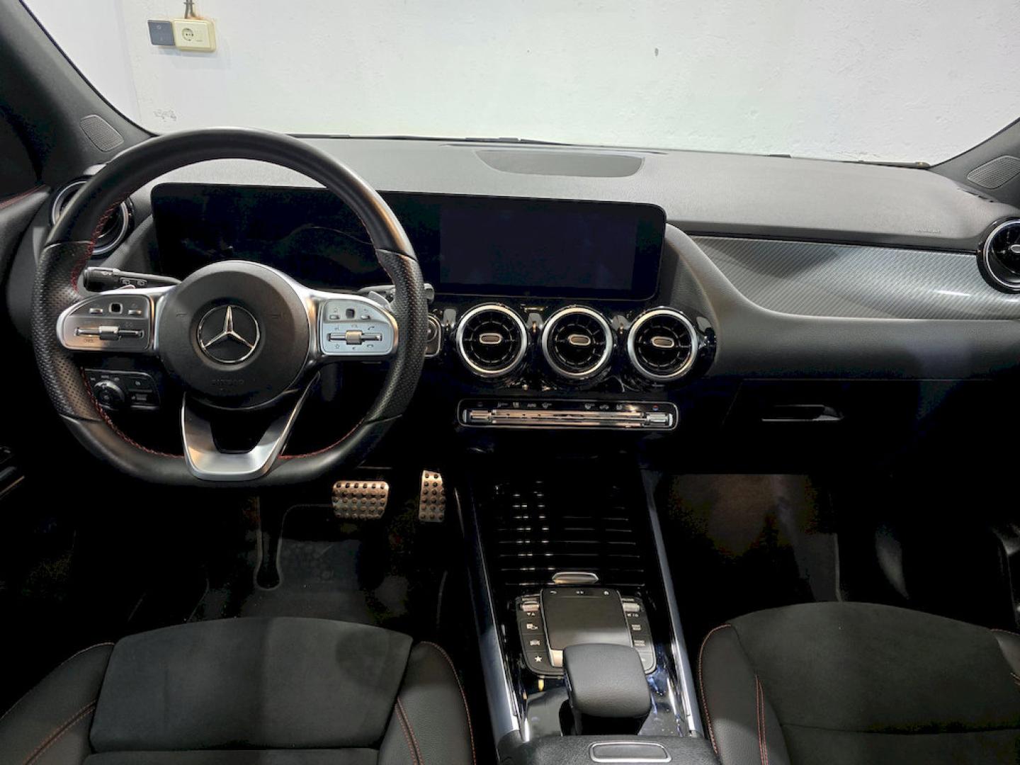 Mercedes Benz Clase GLA GLA 200 D 4MATIC AMG LINE