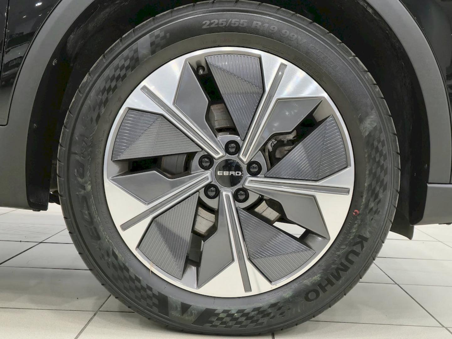 Ebro S700 1.6 TGDI Luxury 7 DCT