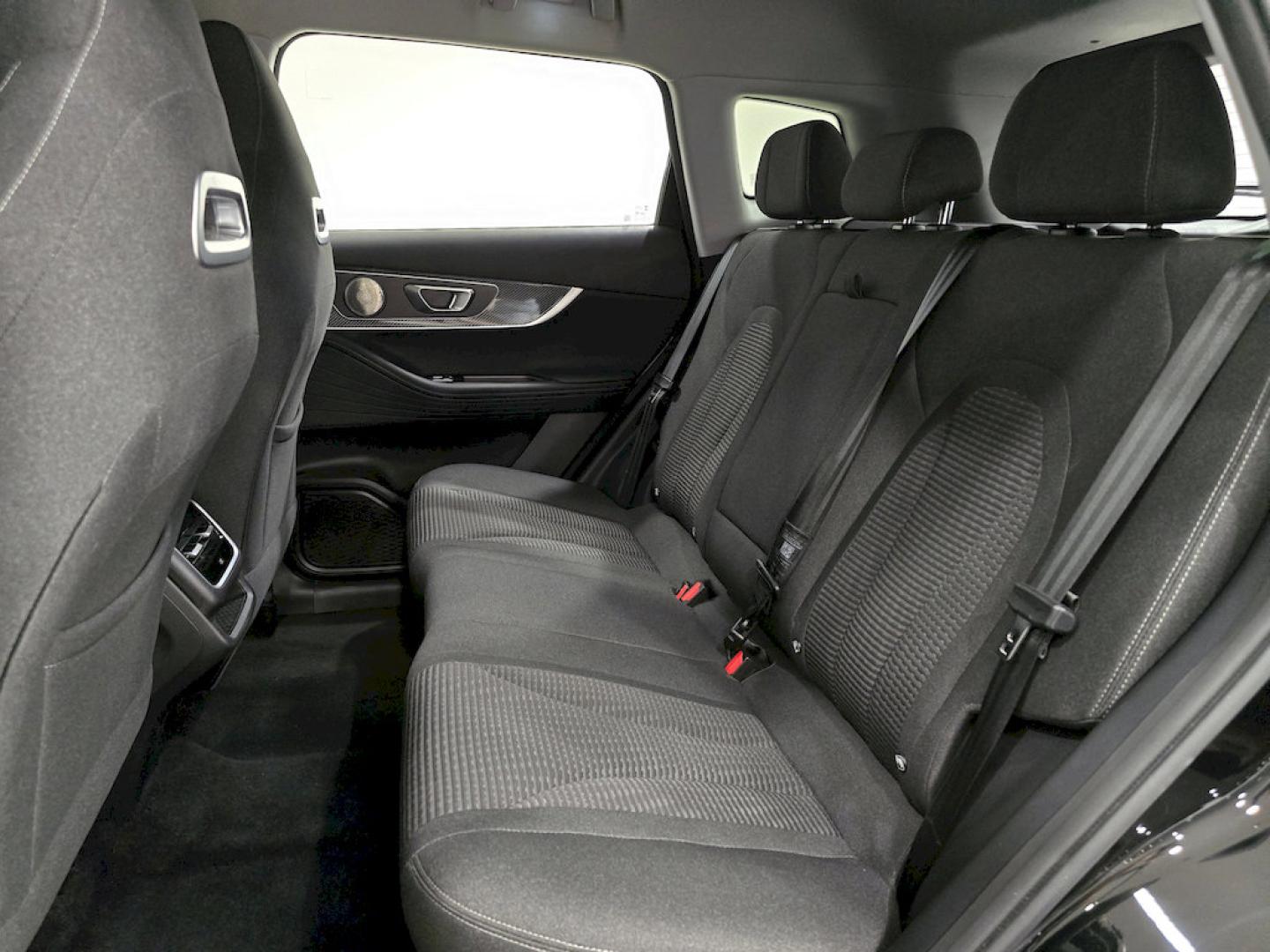 Ebro S700 1.6 TGDI Comfort 7 DCT