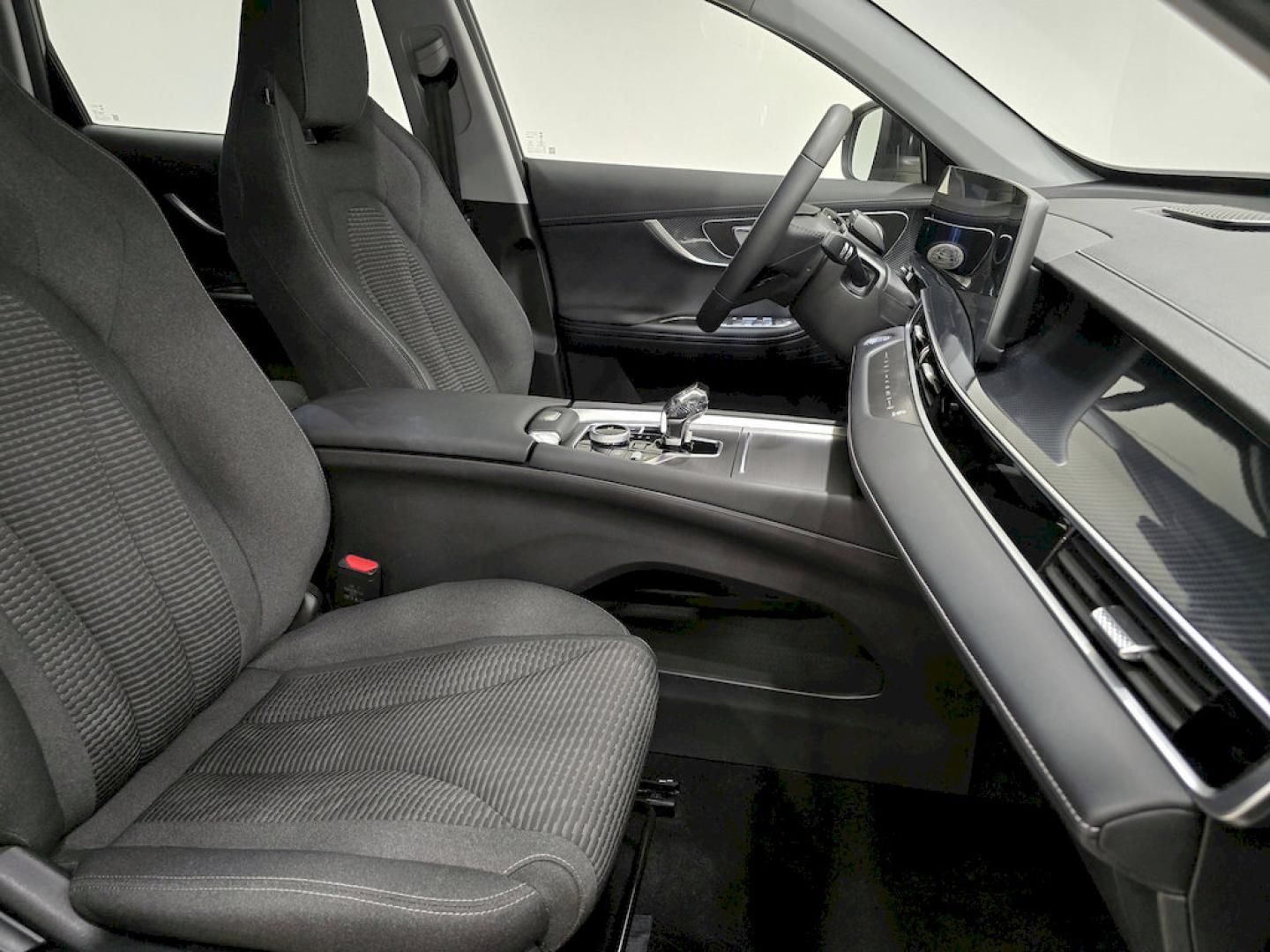 Ebro S700 1.6 TGDI Comfort 7 DCT