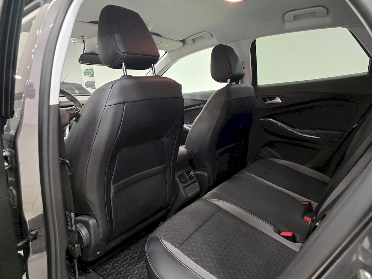 Opel Grandland X 1.5 CDTi Selective