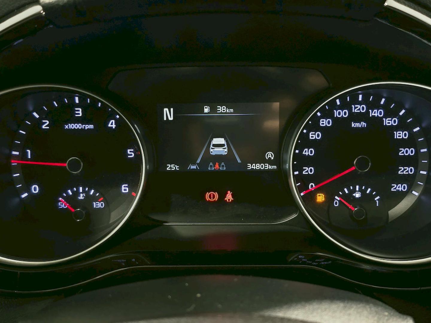 Kia Ceed 1.6 MHEV iMT 100kW (136CV) Tech