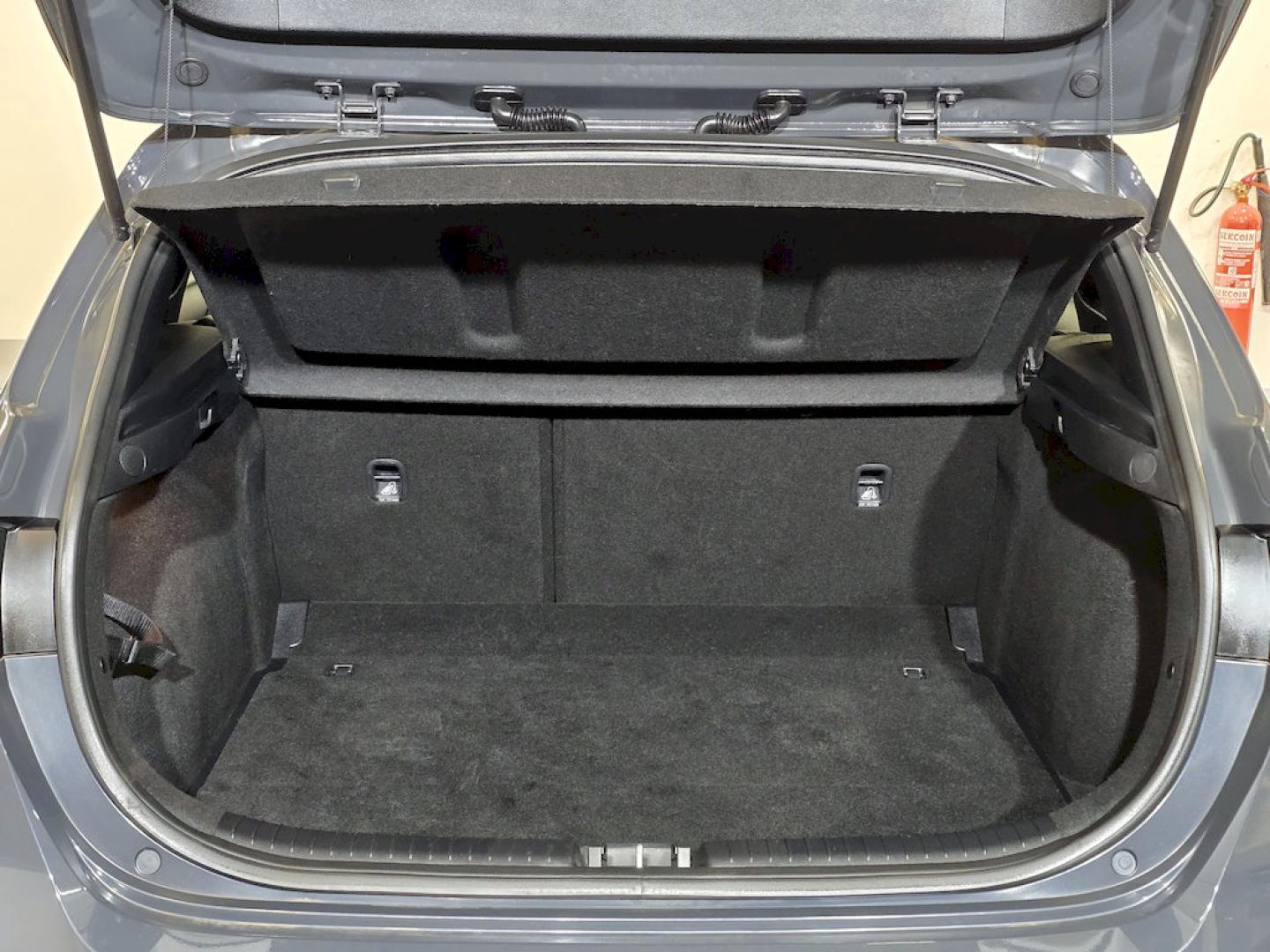 Kia Ceed 1.6 MHEV iMT 100kW (136CV) Tech